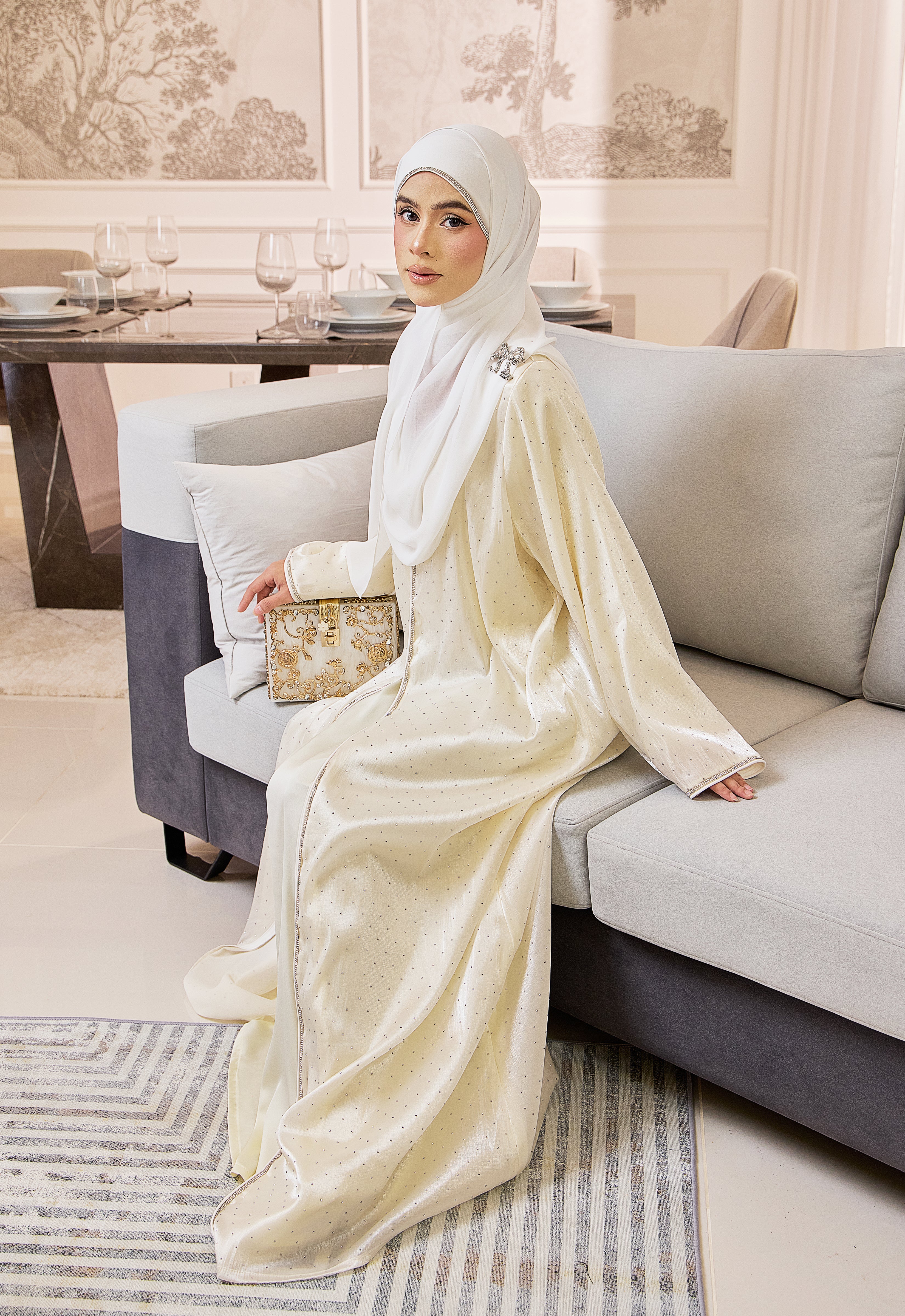 NOUR ABAYA - CREAM