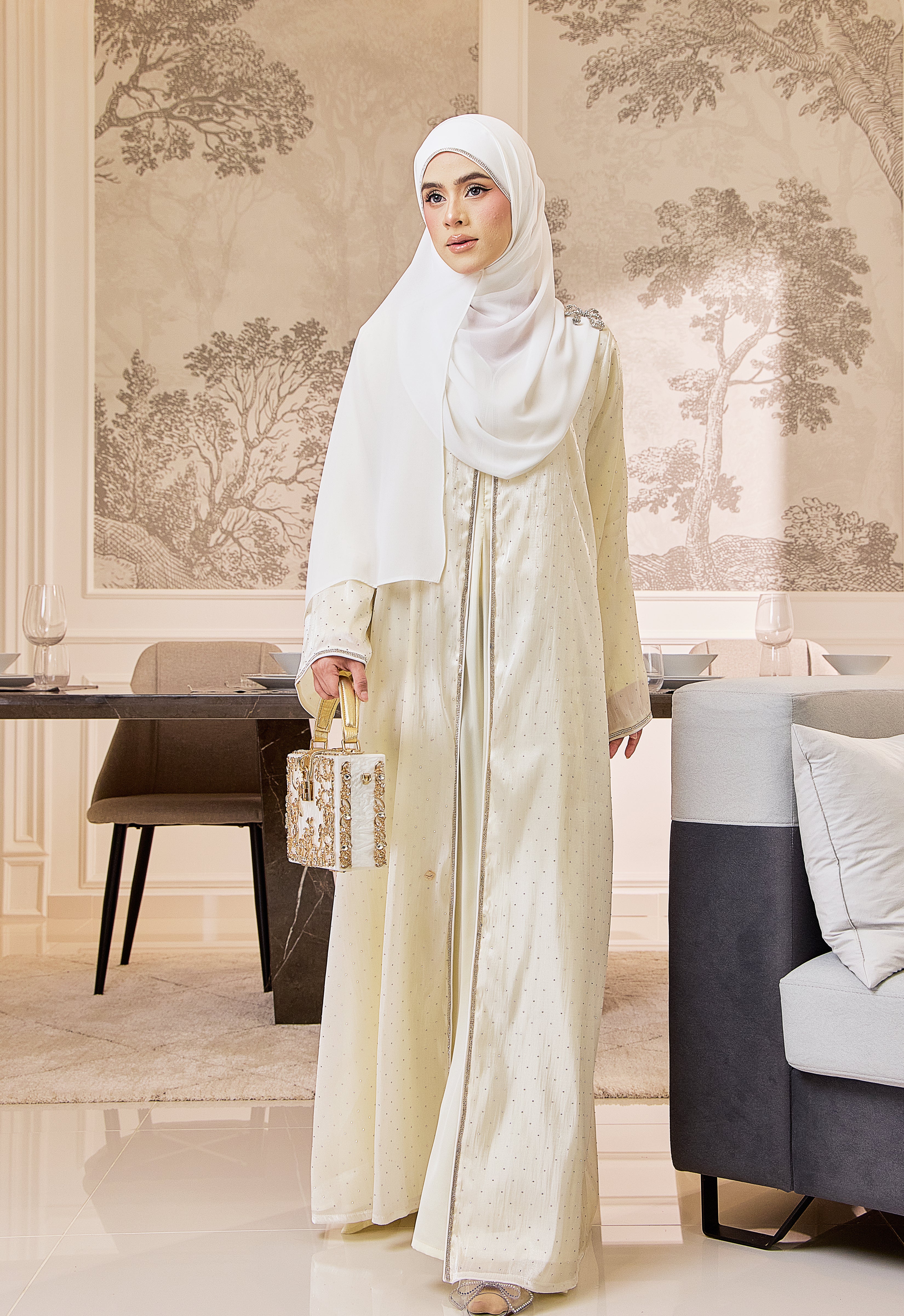 NOUR ABAYA - CREAM