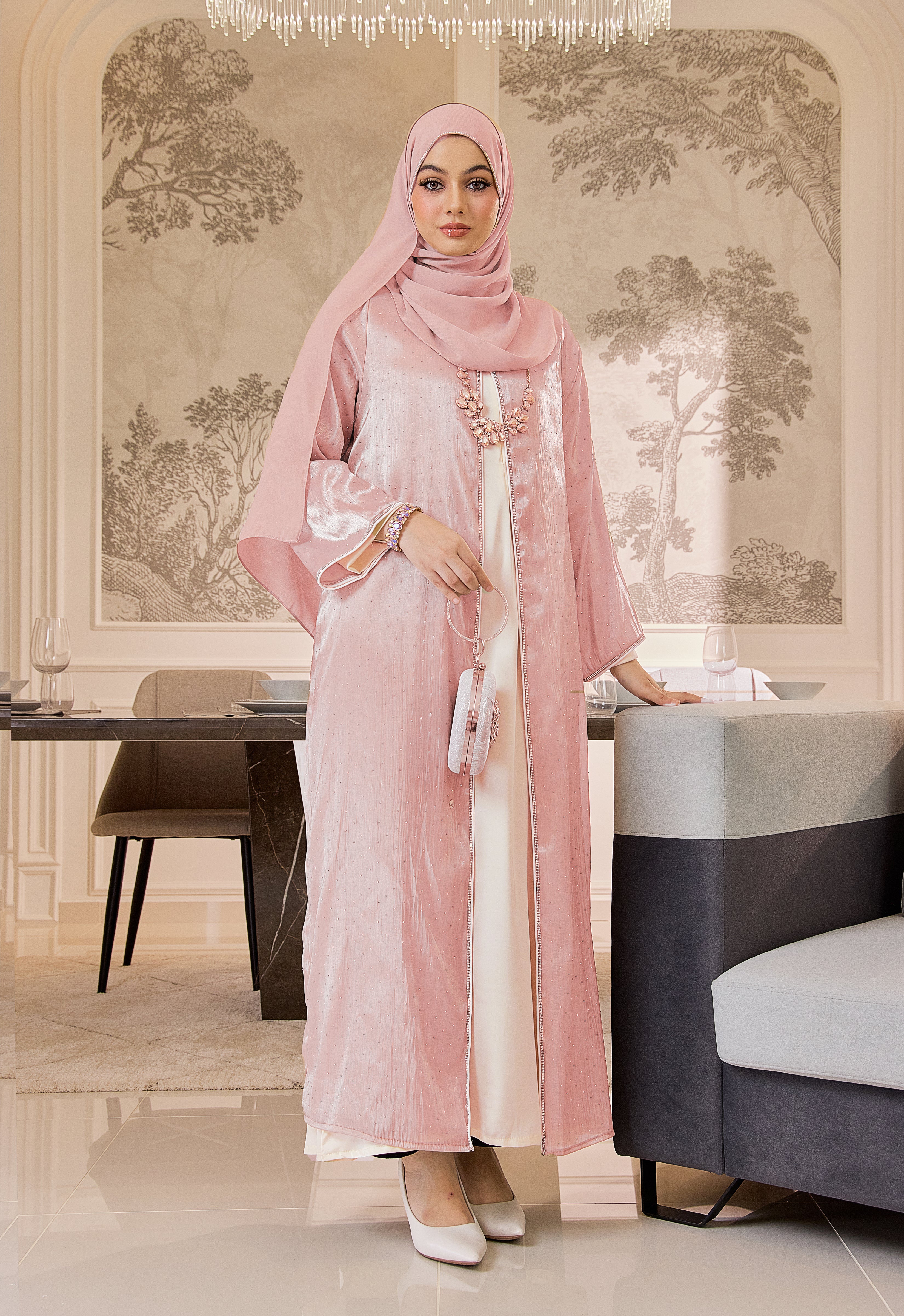 NOUR ABAYA - PASTEL PINK