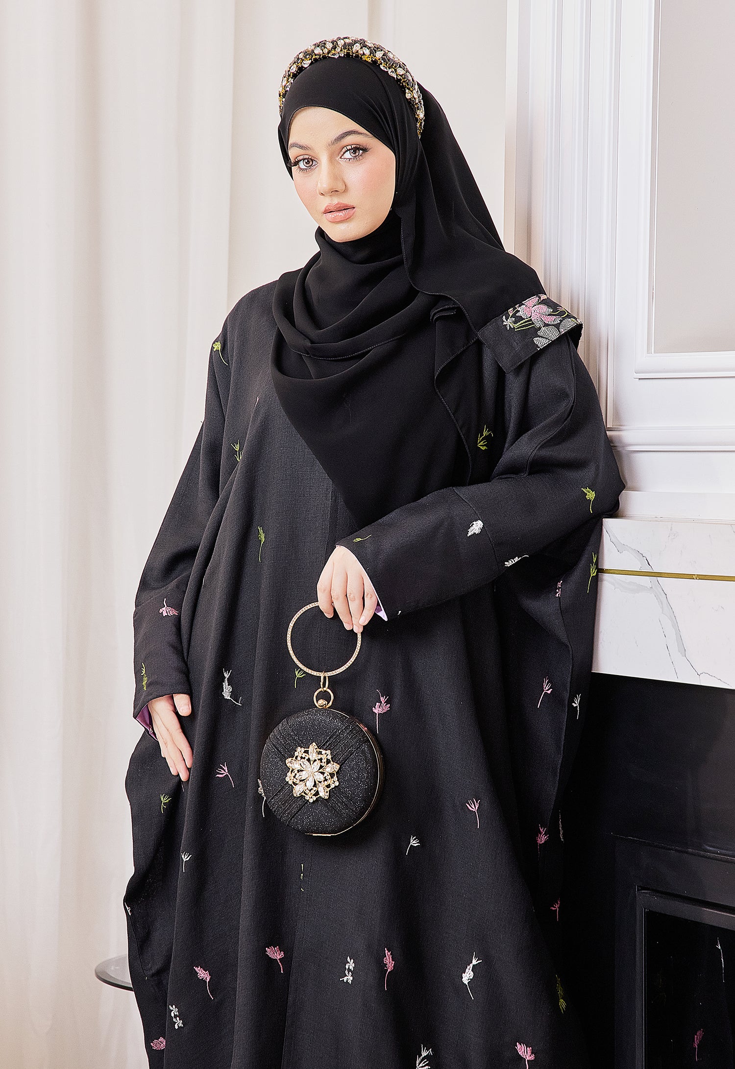 SULTANA EMBROIDERY ABAYA - BLACK