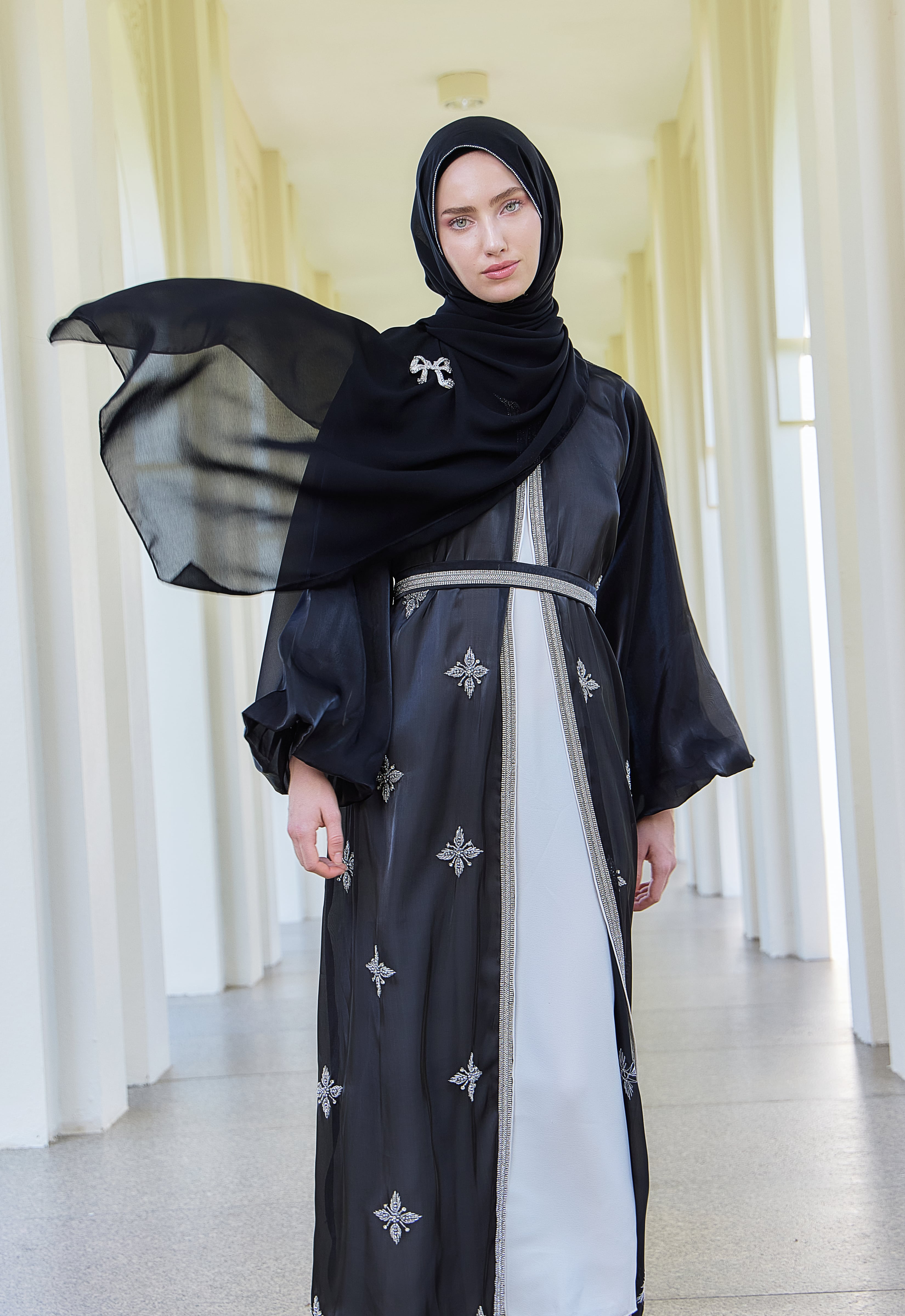 THALIA LUXE ABAYA - BLACK