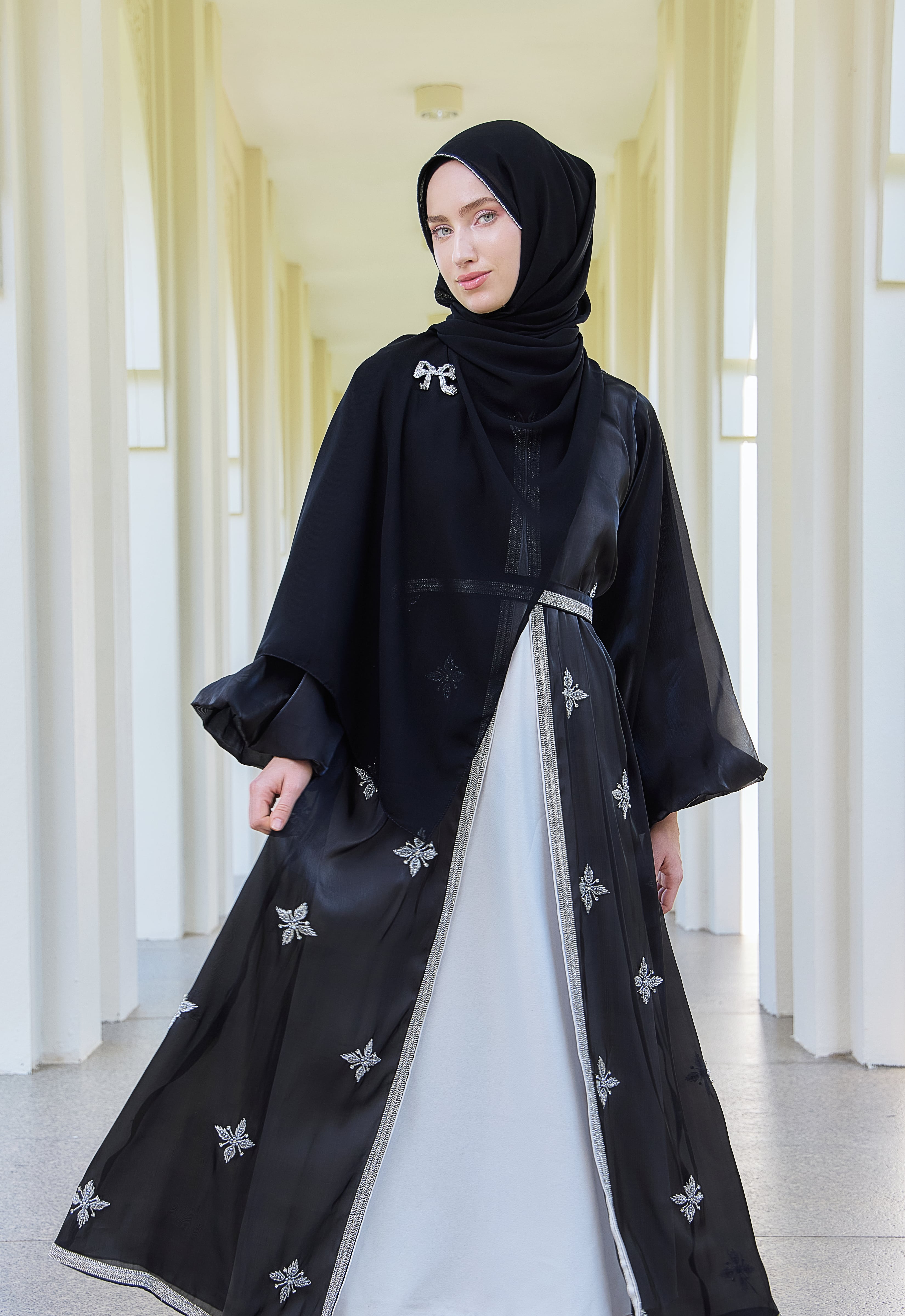 THALIA LUXE ABAYA - BLACK