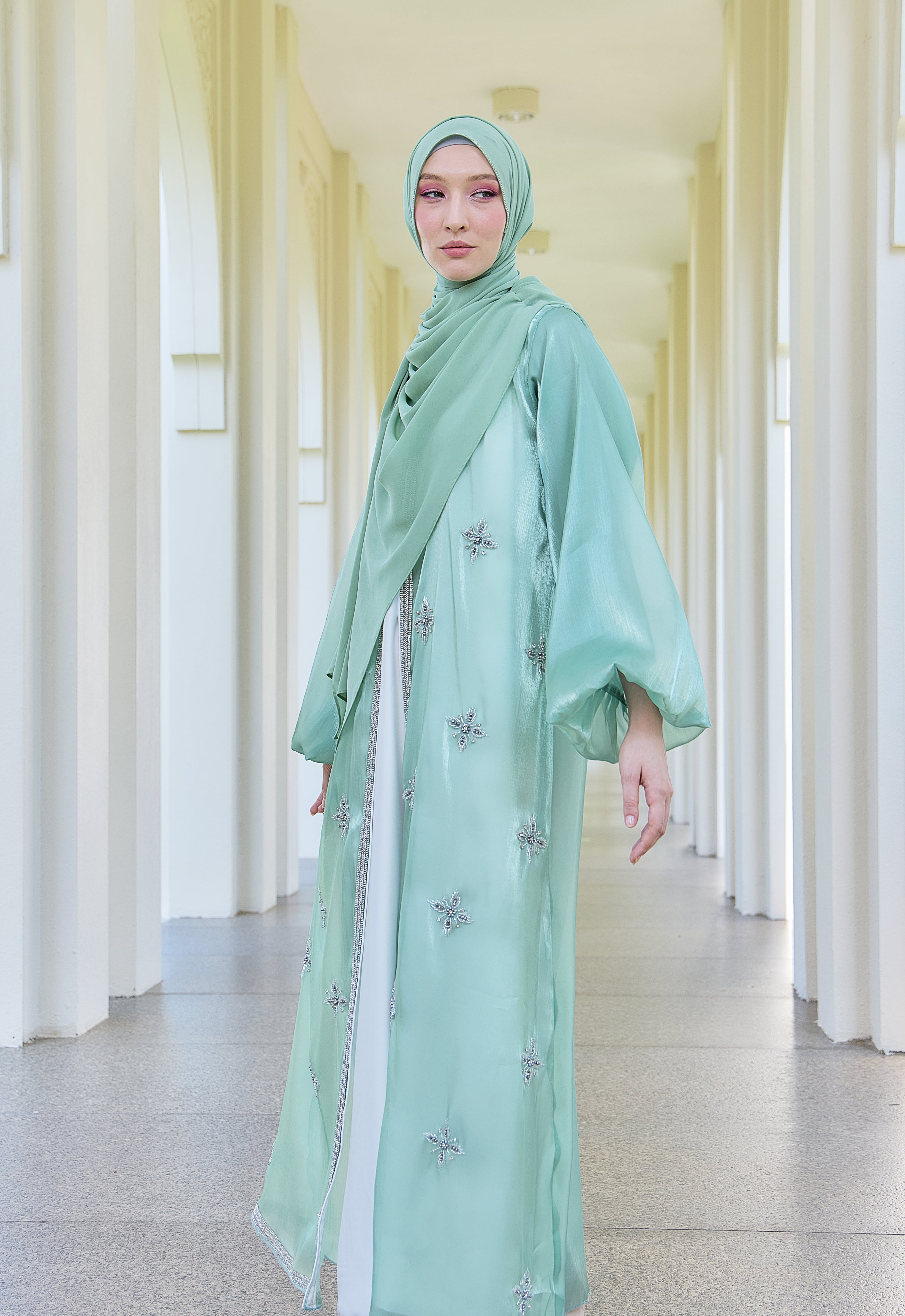 THALIA LUXE ABAYA - GREEN