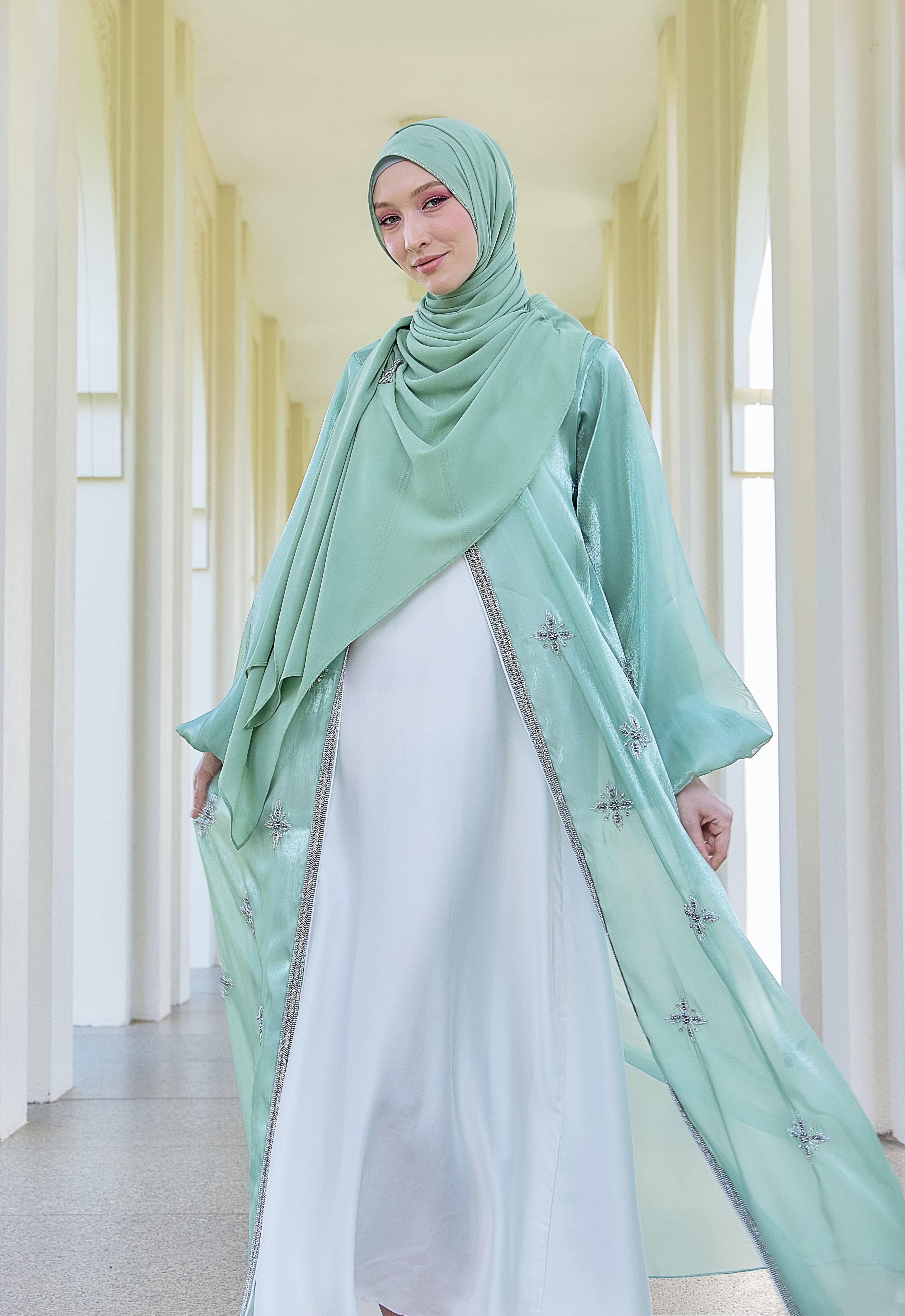 THALIA LUXE ABAYA - GREEN