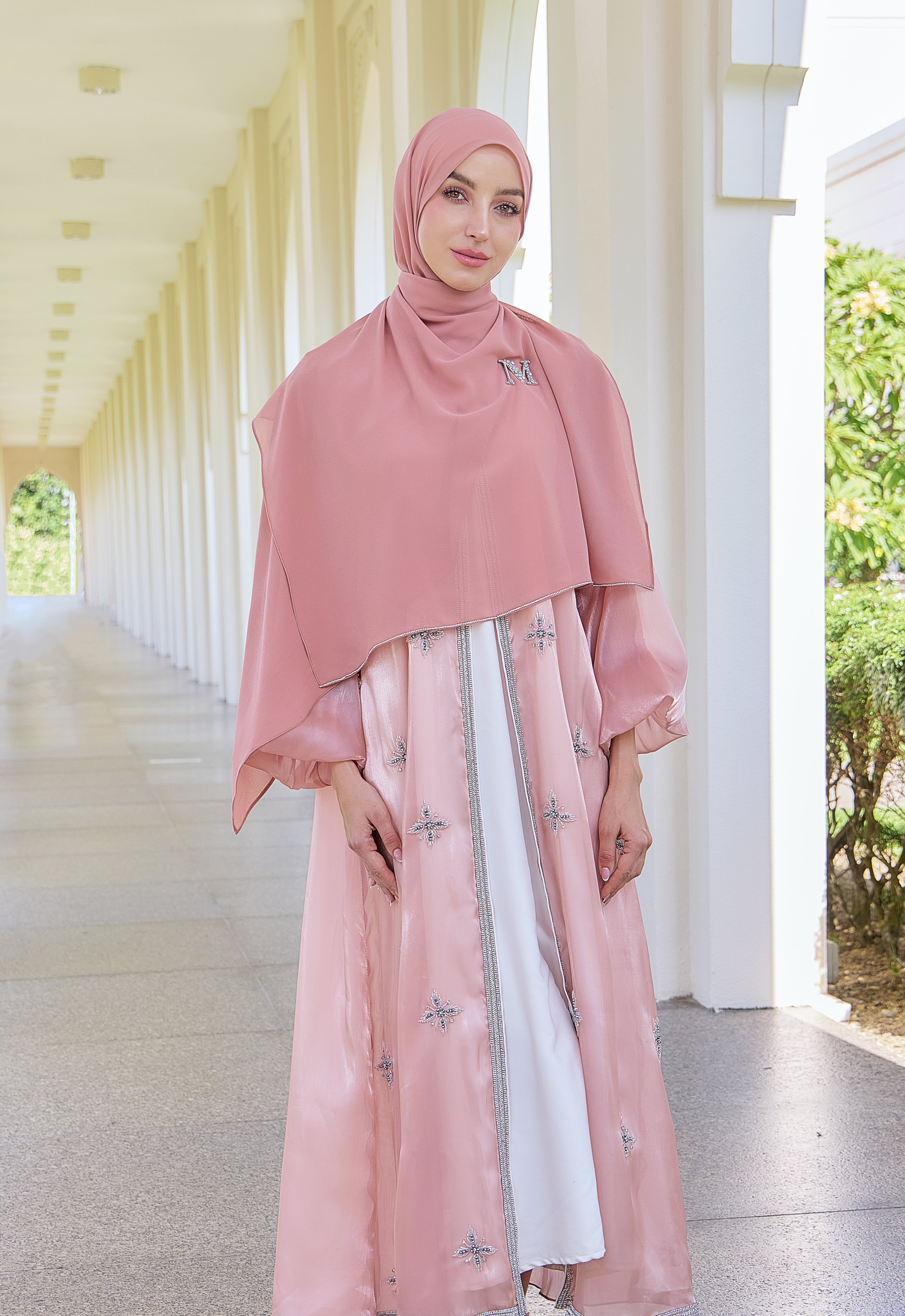 THALIA LUXE ABAYA - PEACH