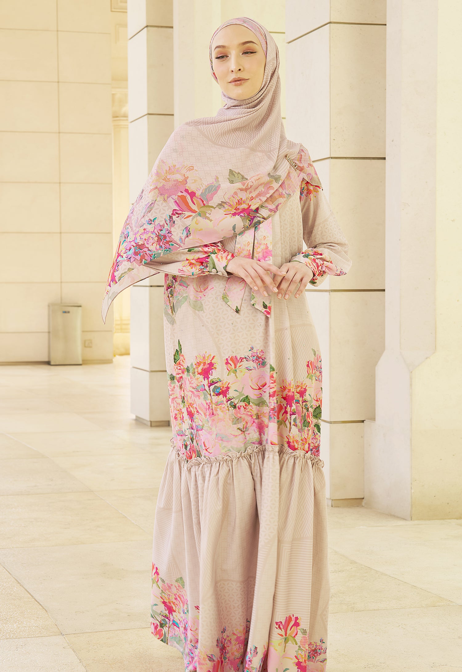 JIWA PRINTED DRESS AMORA - CHAMPAGNE