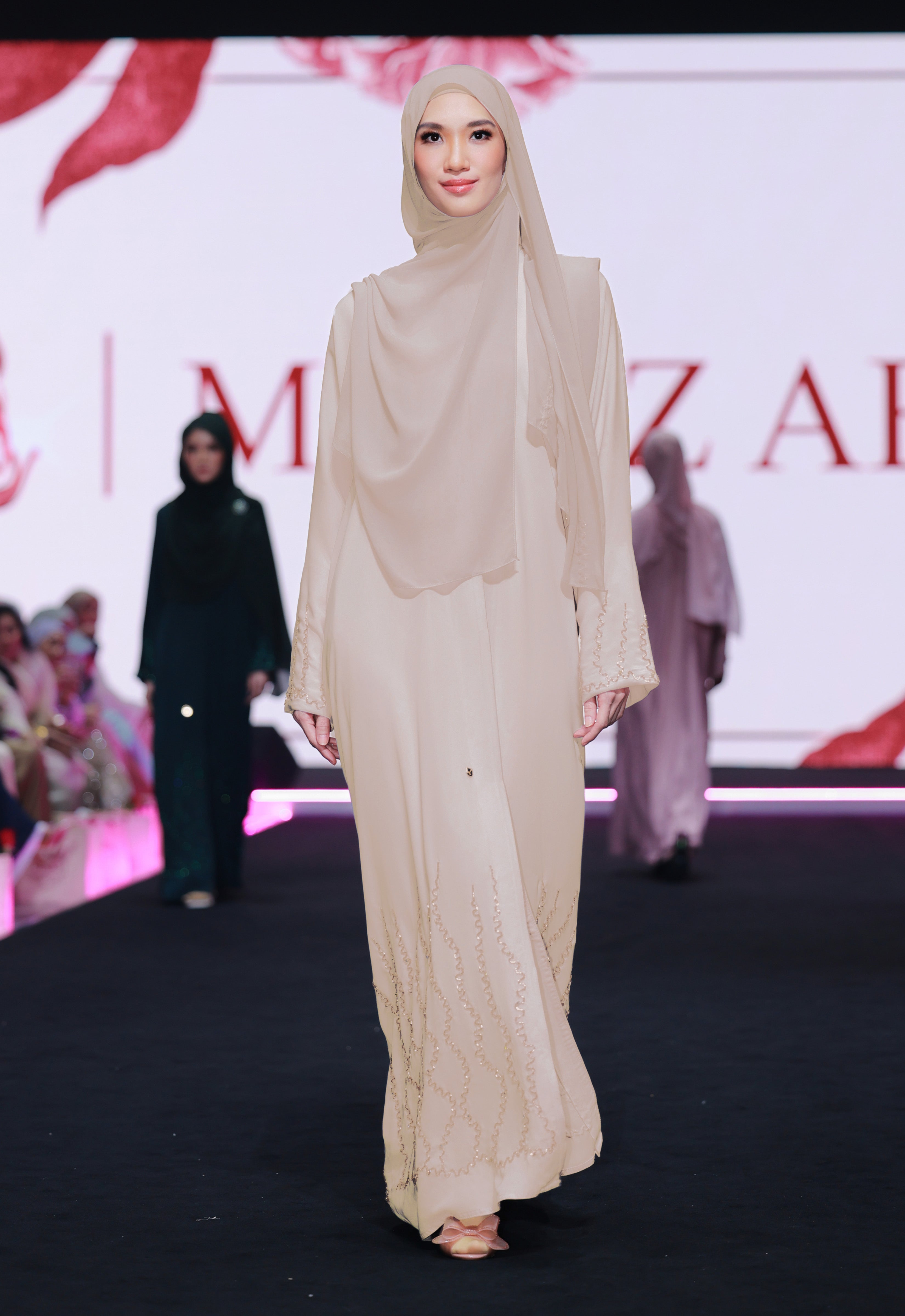 ADRA LUXE ABAYA - BEIGE