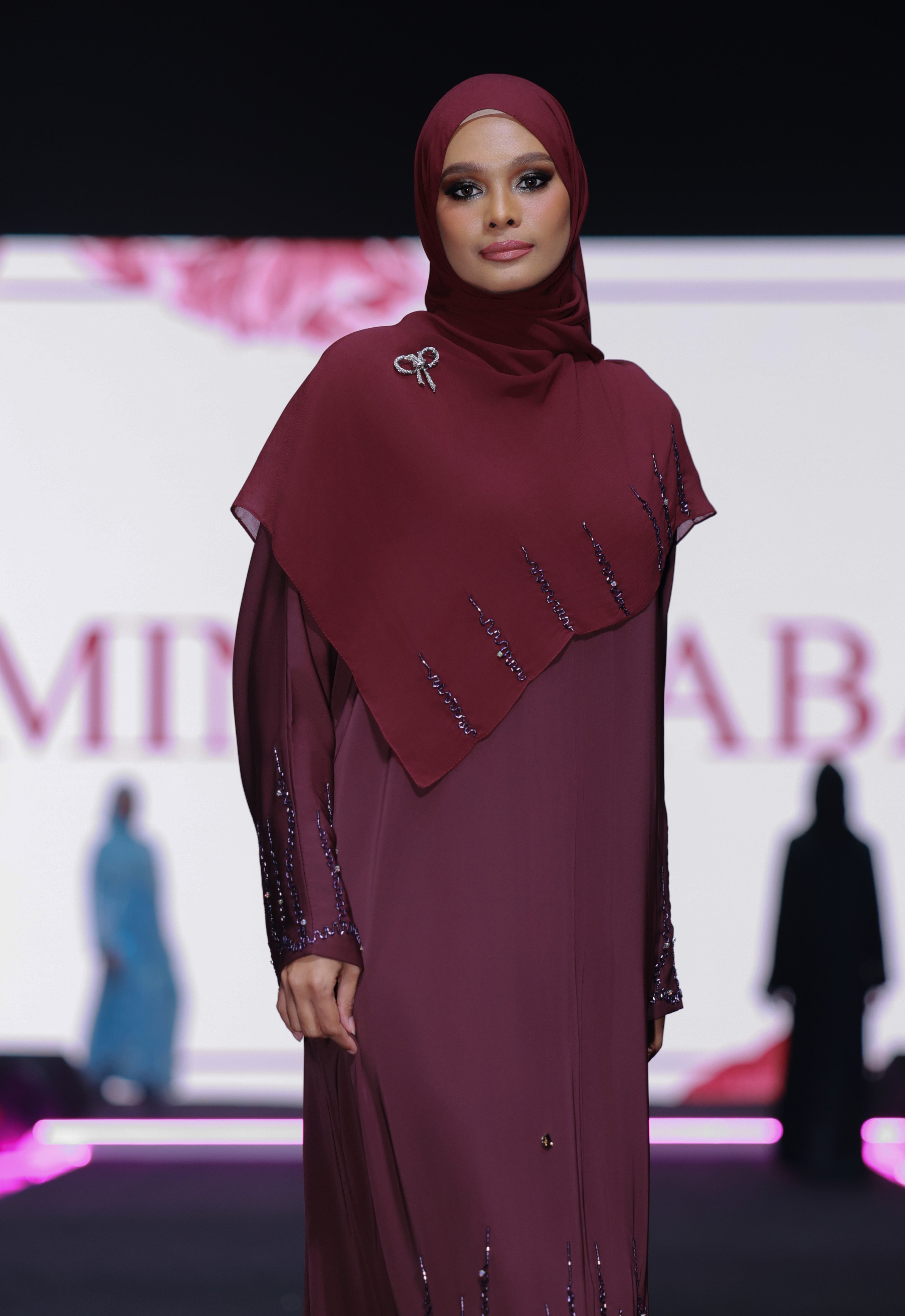 ADRA LUXE ABAYA - MAROON