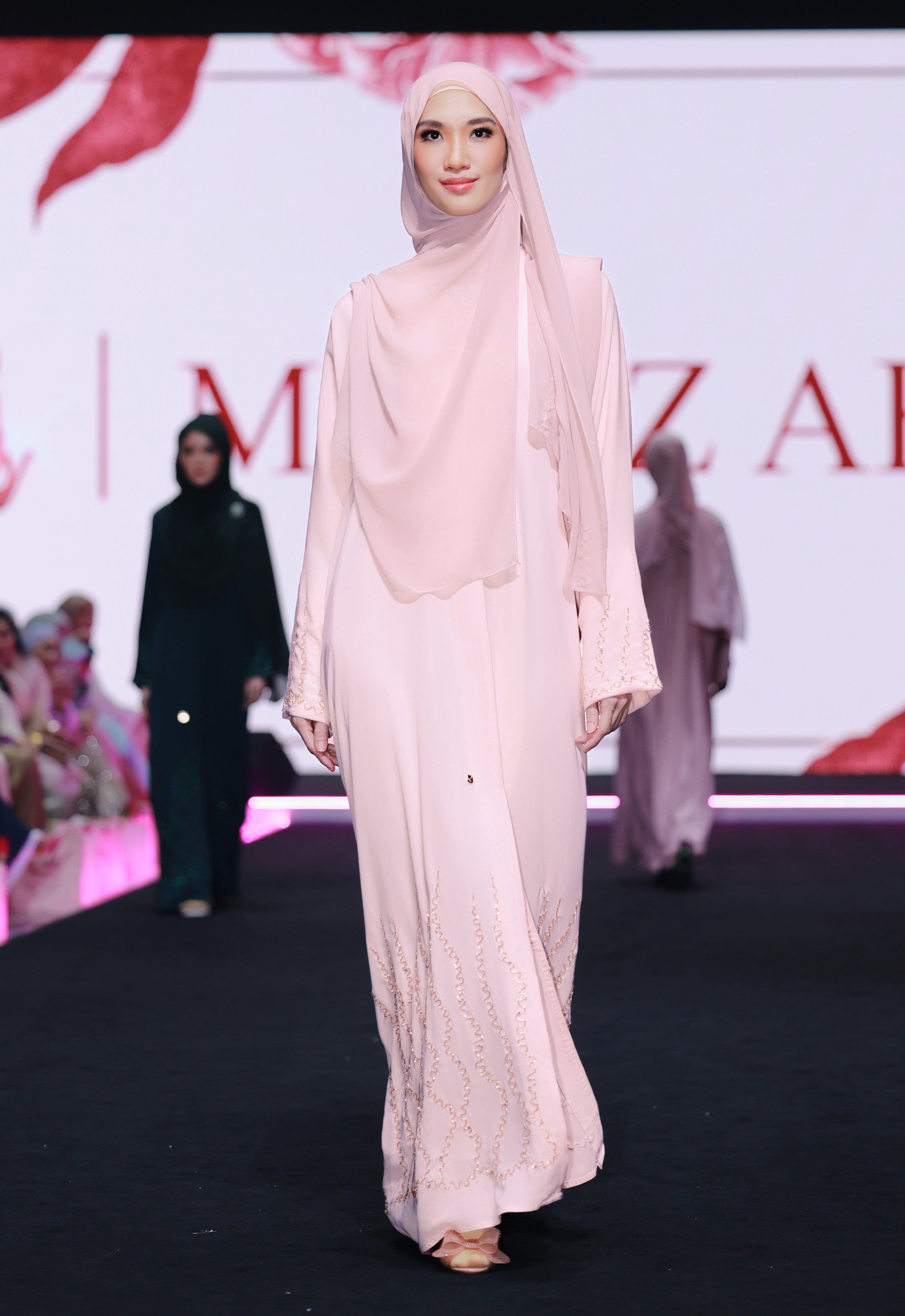 ADRA LUXE ABAYA - PASTEL PINK