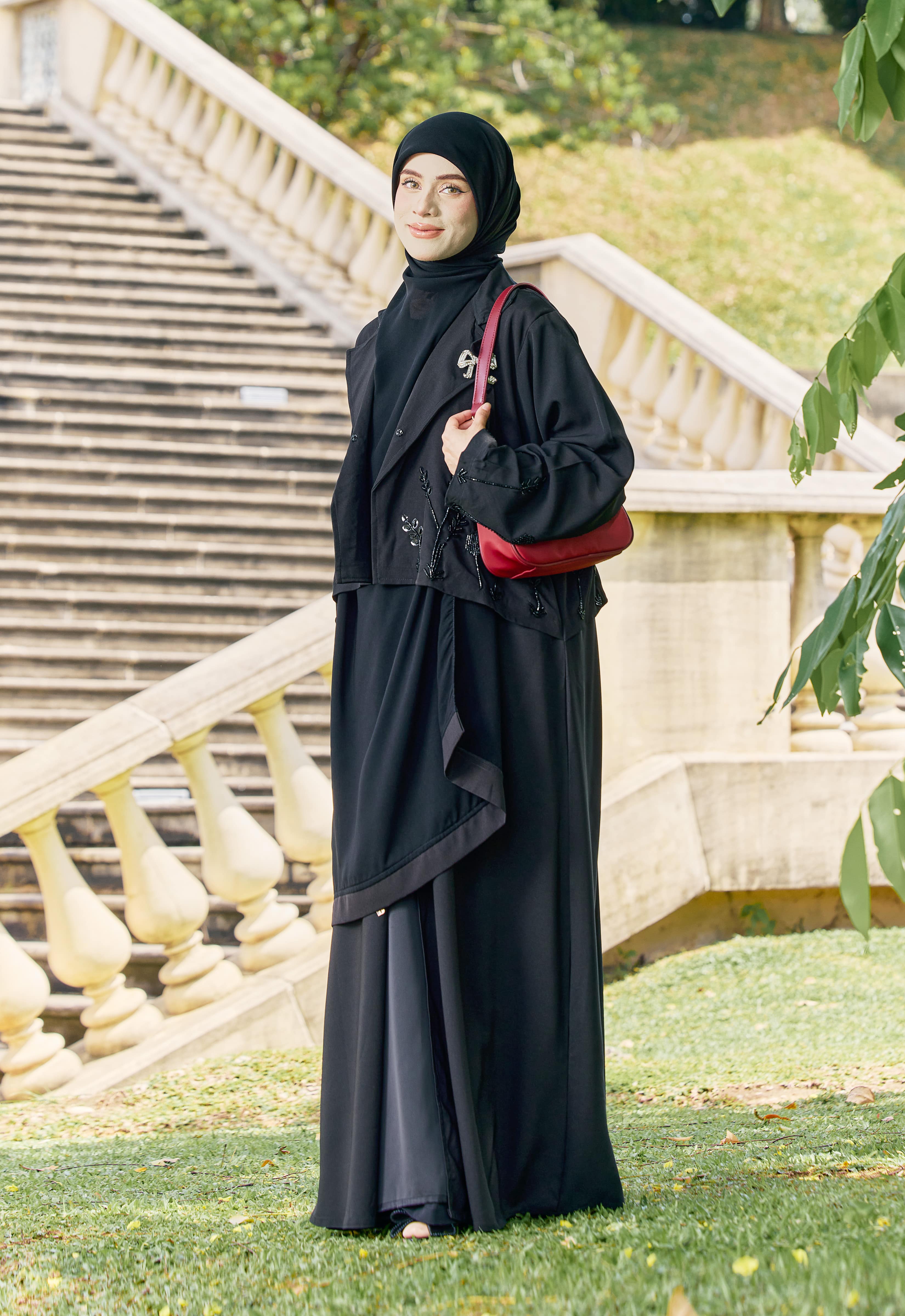 ADWA CROPPED JACKET ABAYA - BLACK
