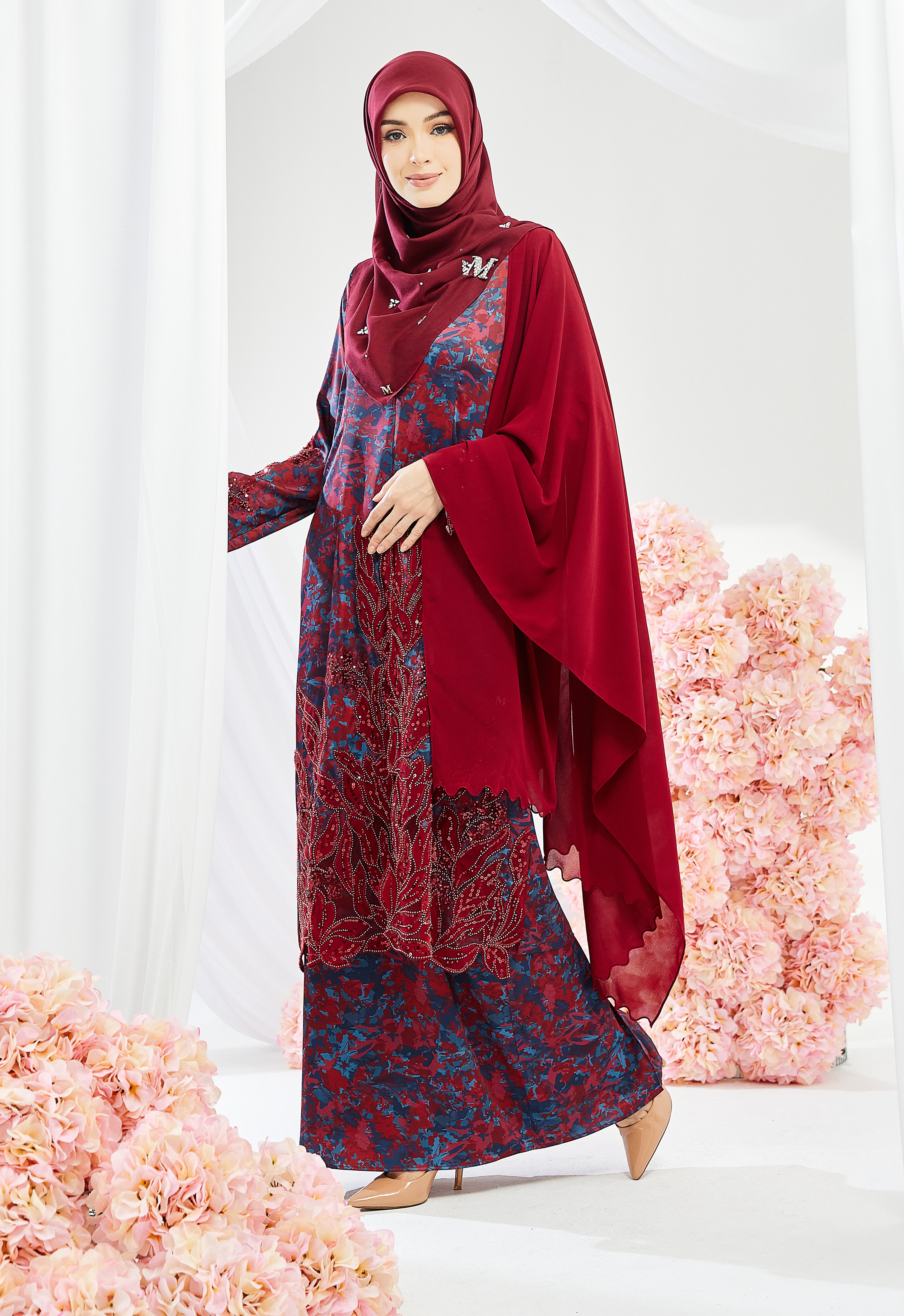 ANGGUN KEBAYA RIAW - MAROON