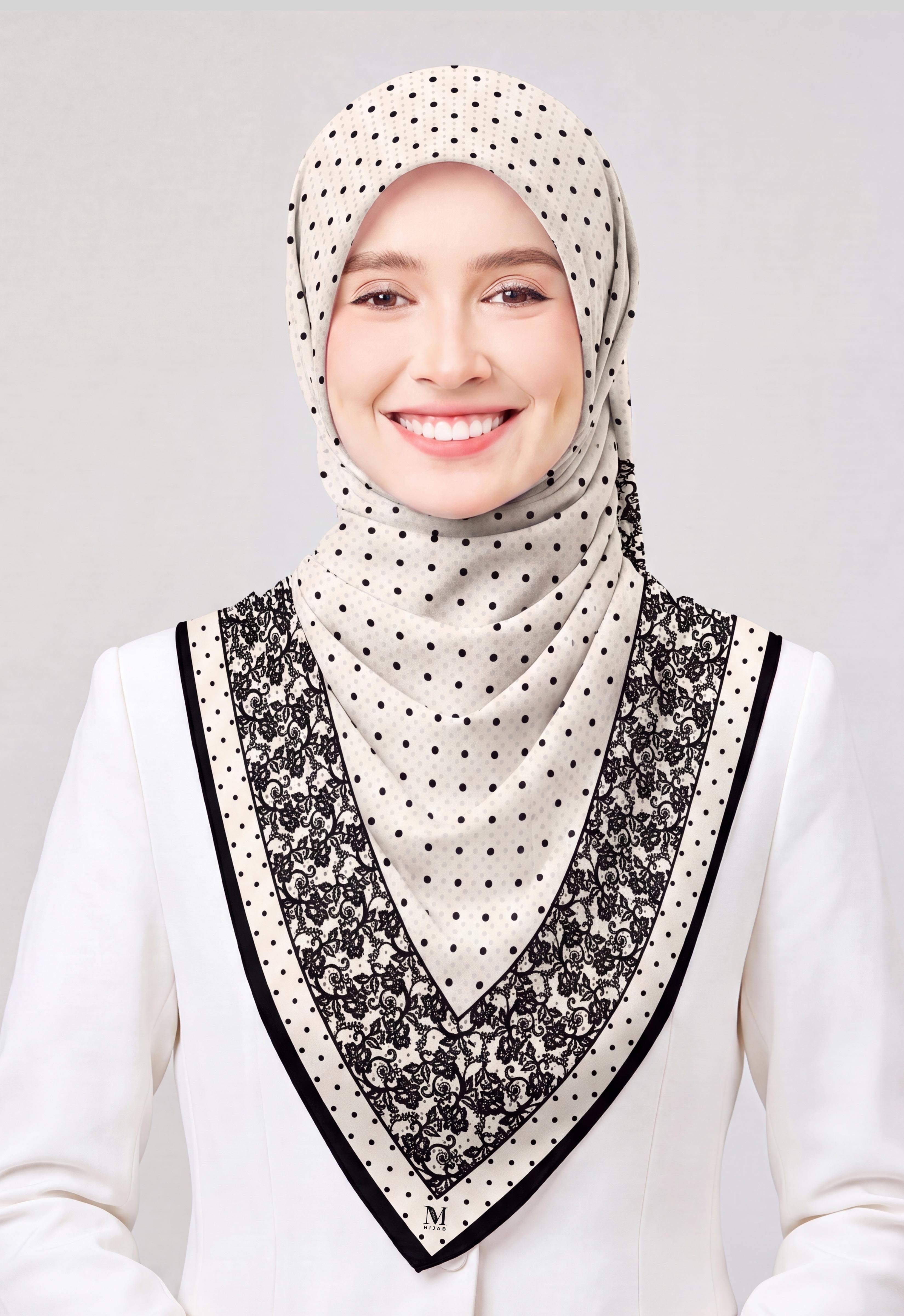 FOMO LACEY POLKA - BLACK WHITE