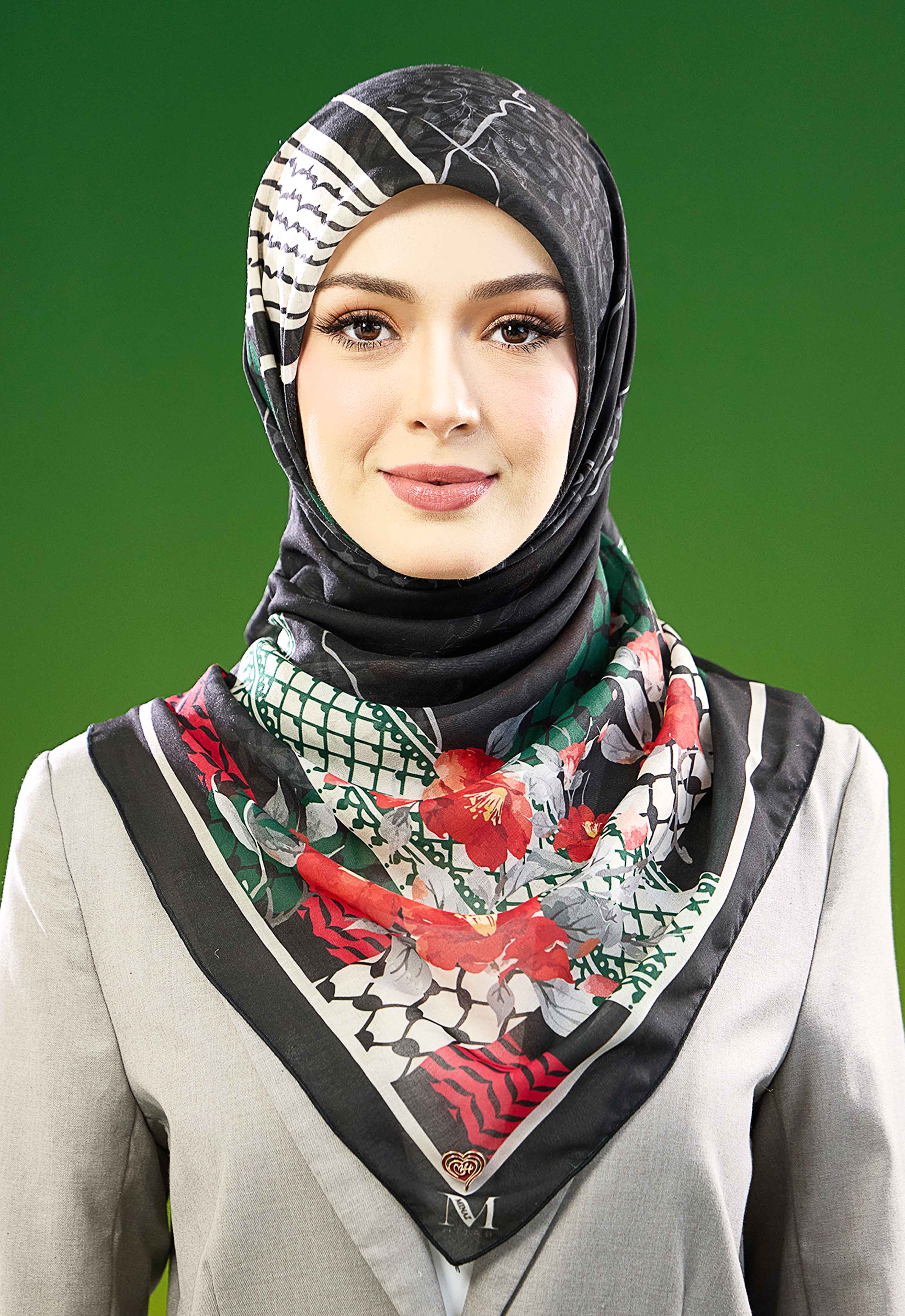 PALESTINE BLOOM BAWAL - BLACK