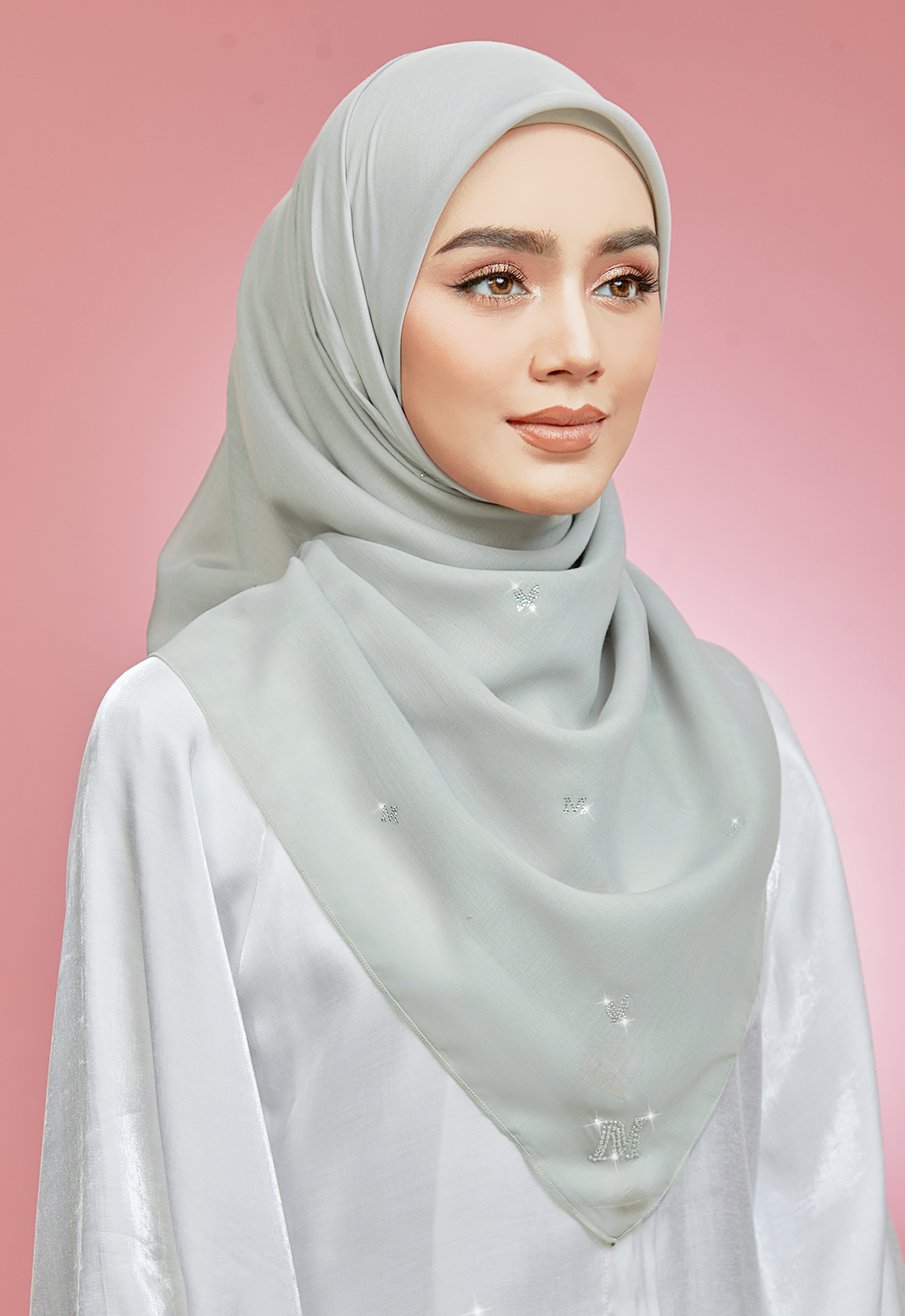 PLAIN BUTTERFLY STONE BAWAL - GRAY