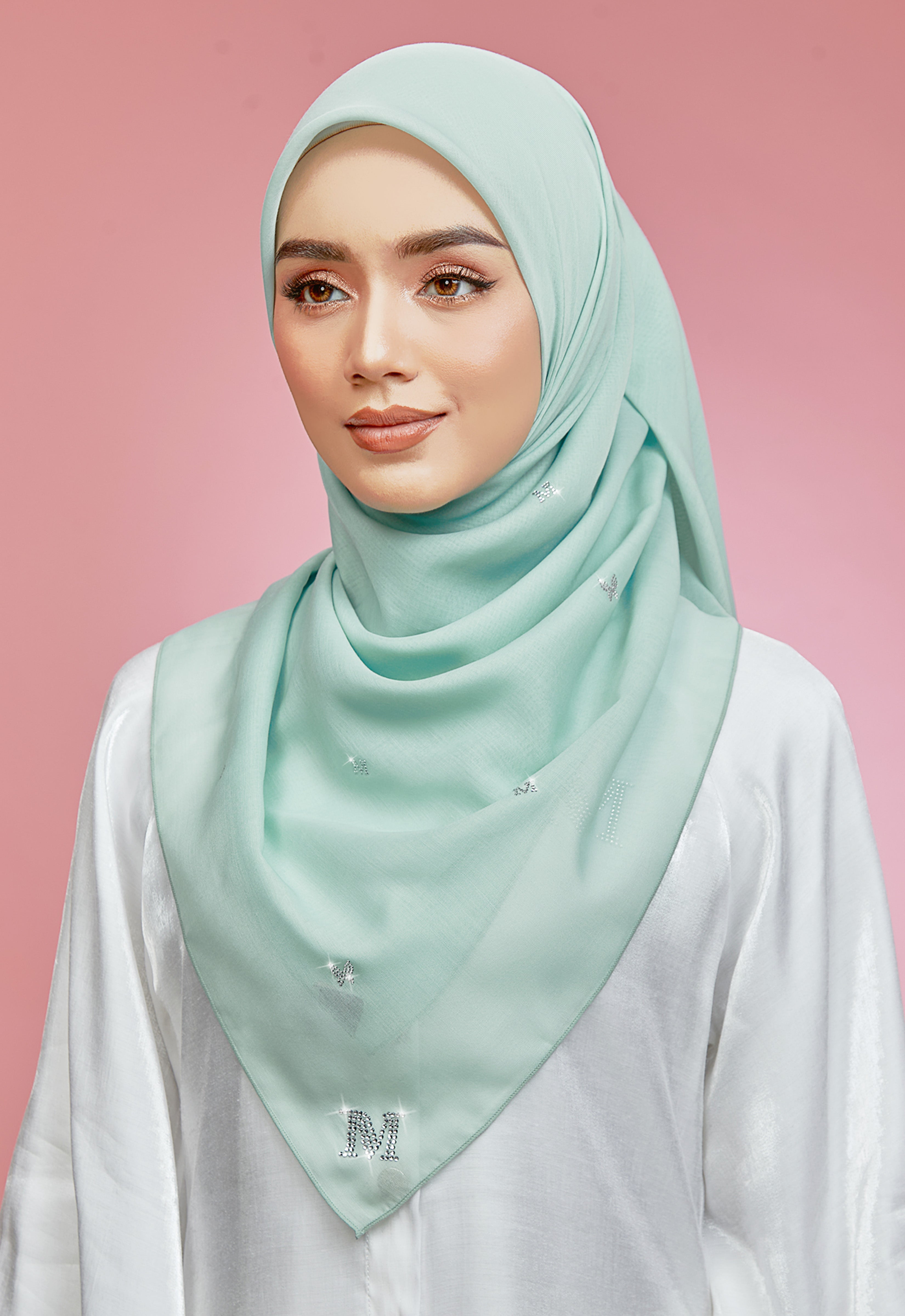 PLAIN BUTTERFLY STONE BAWAL - TIFFANY