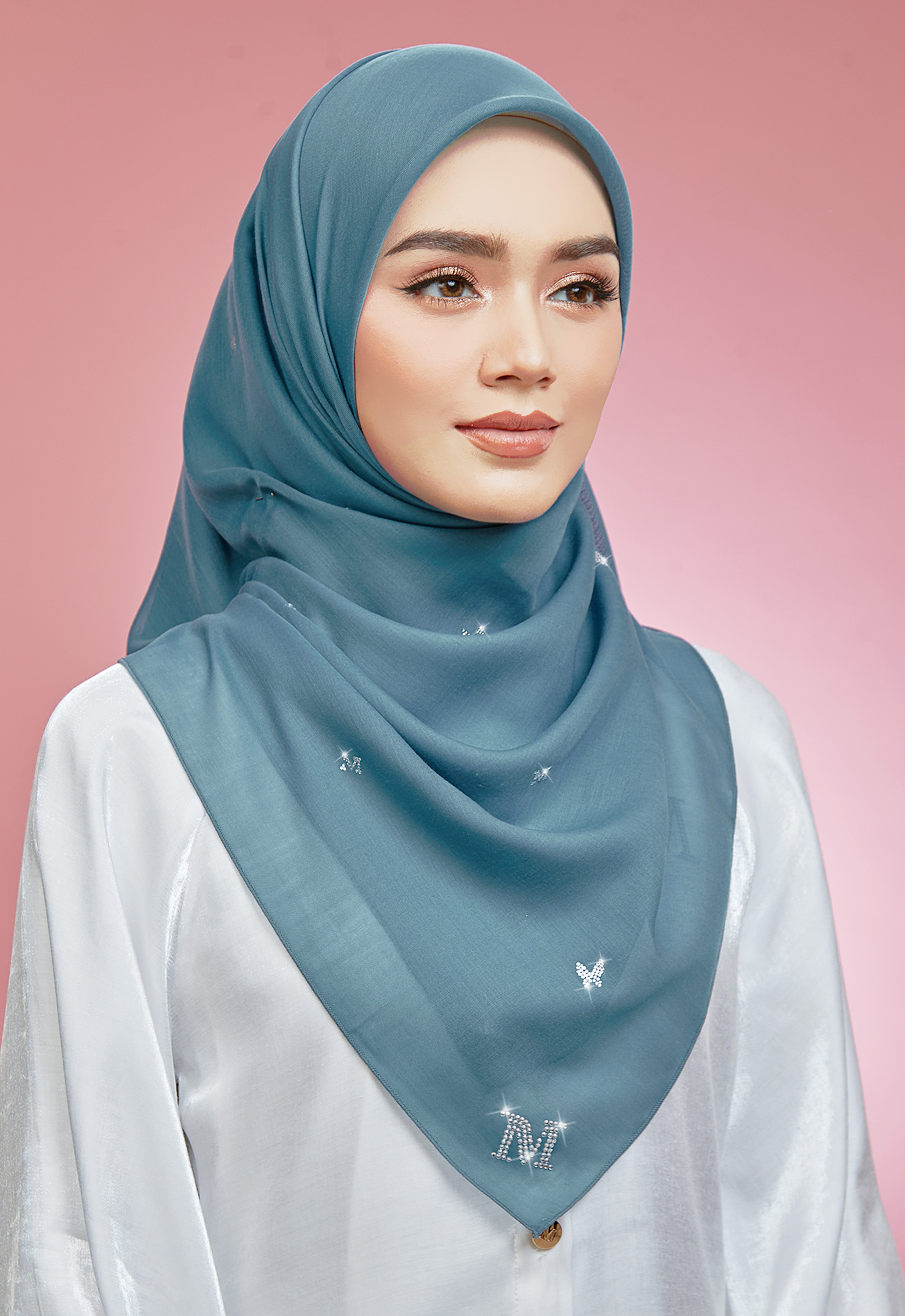 PLAIN BUTTERFLY STONE BAWAL - TURQUOISE BLUE