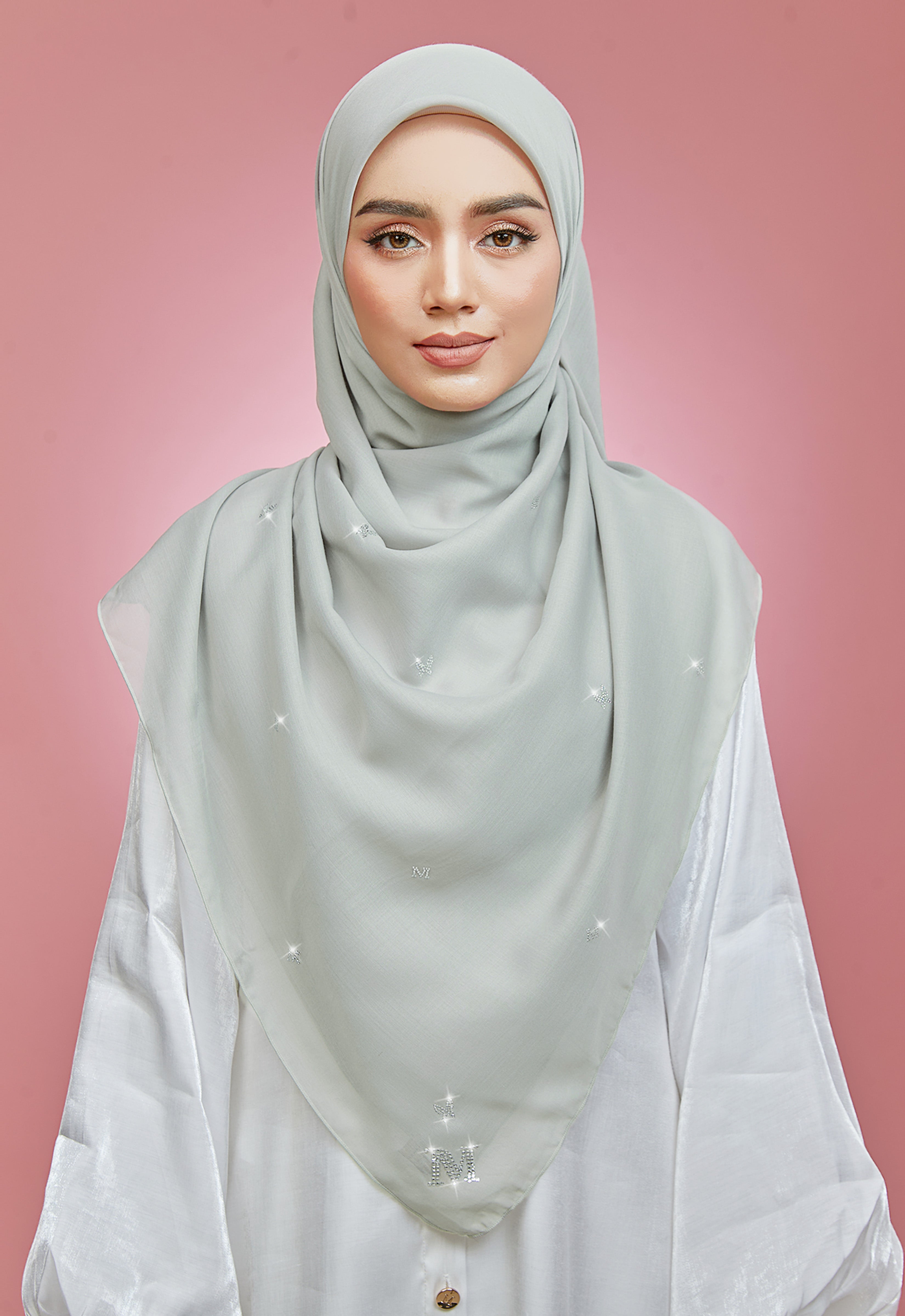 PLAIN BUTTERFLY STONE BAWAL - GRAY