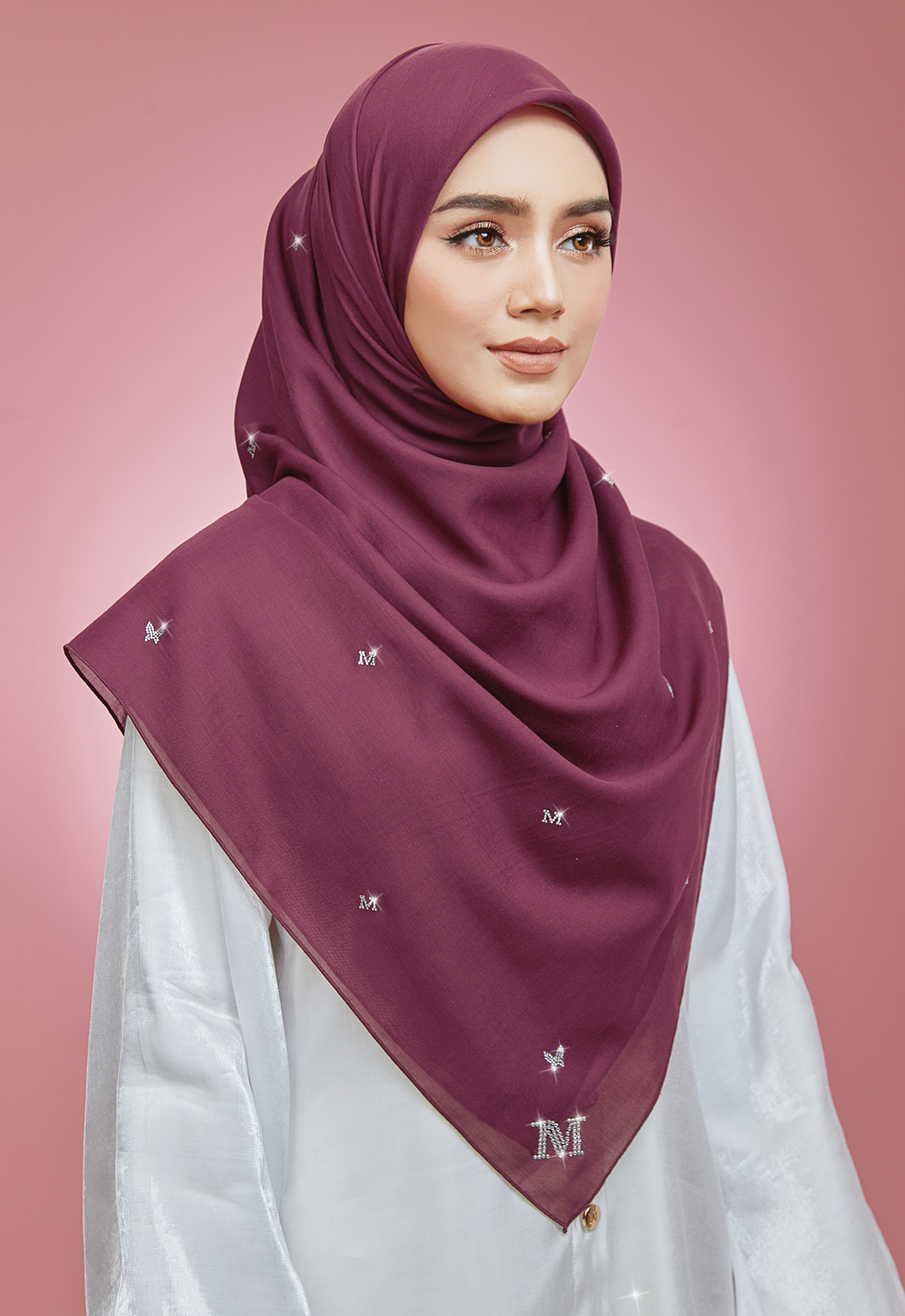 PLAIN BUTTERFLY STONE BAWAL - MAROON