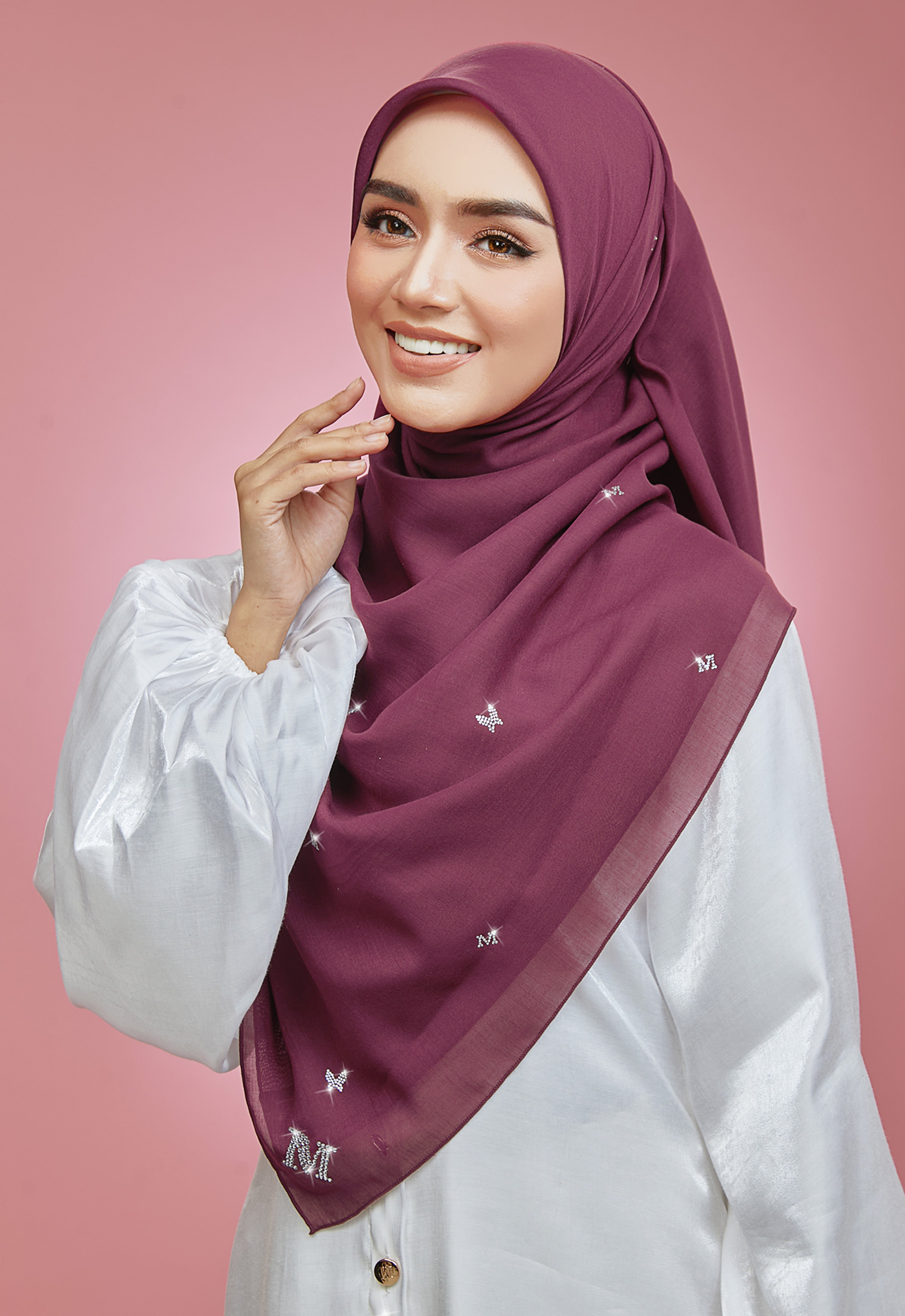 PLAIN BUTTERFLY STONE BAWAL - MAROON