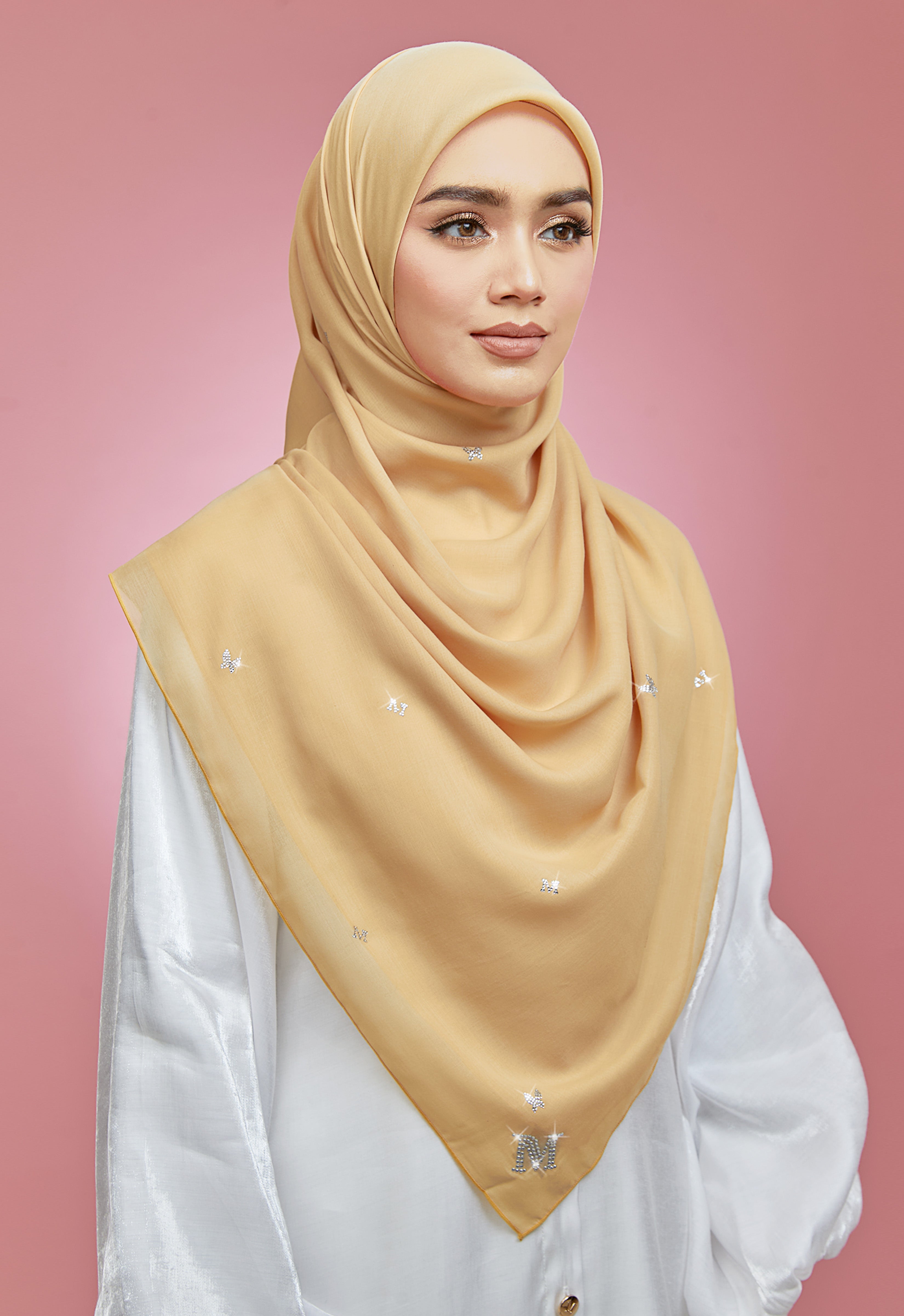 PLAIN BUTTERFLY STONE BAWAL - MUSTARD