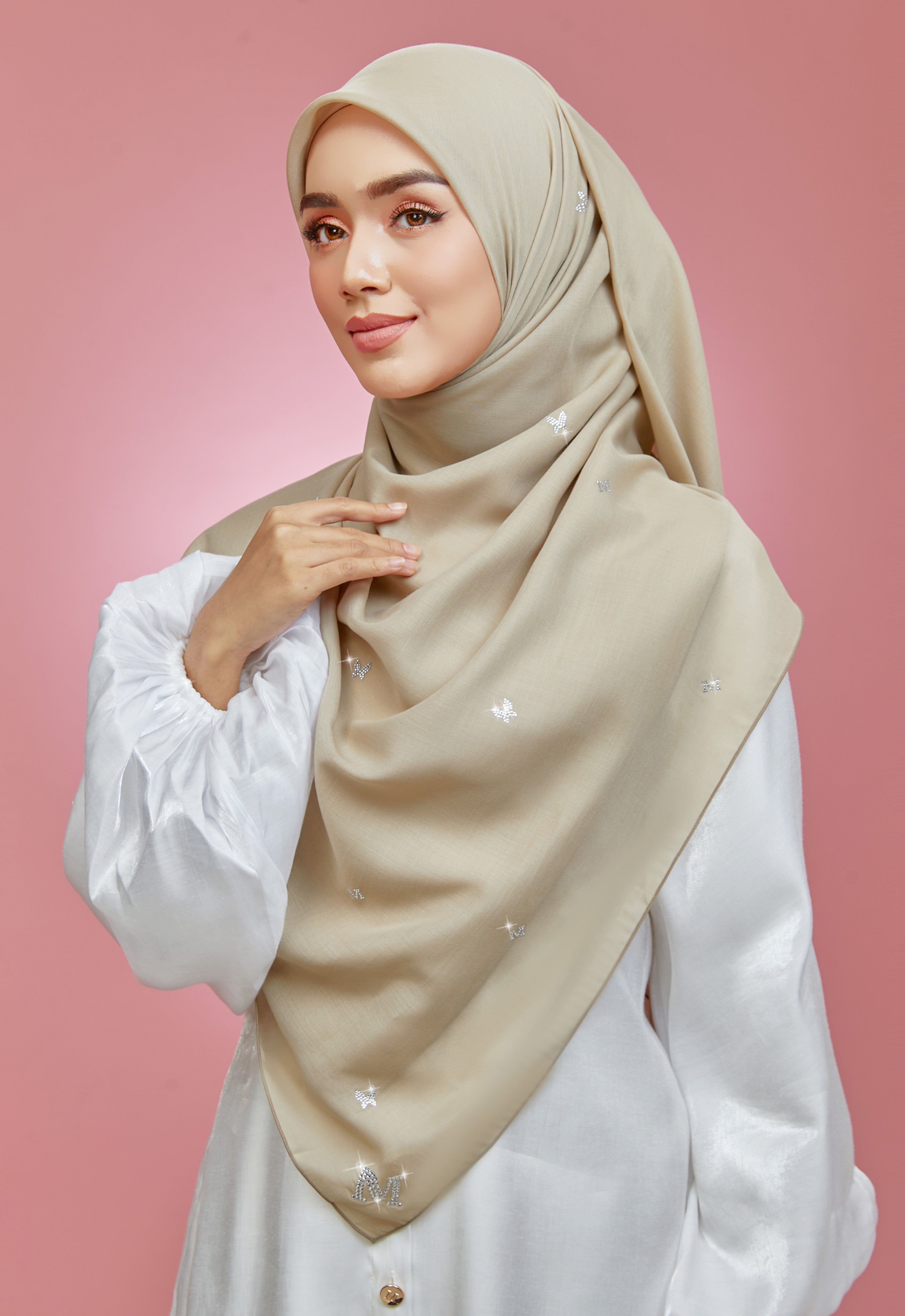 PLAIN BUTTERFLY STONE BAWAL - TAUPE