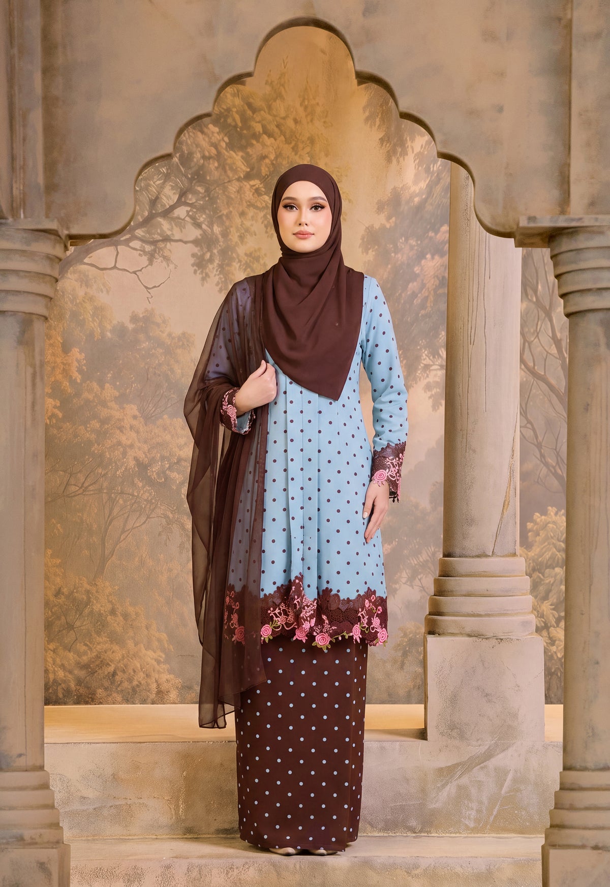 CLASSIC SERIES | DAYANG KEBAYA - BUBBLE GUM