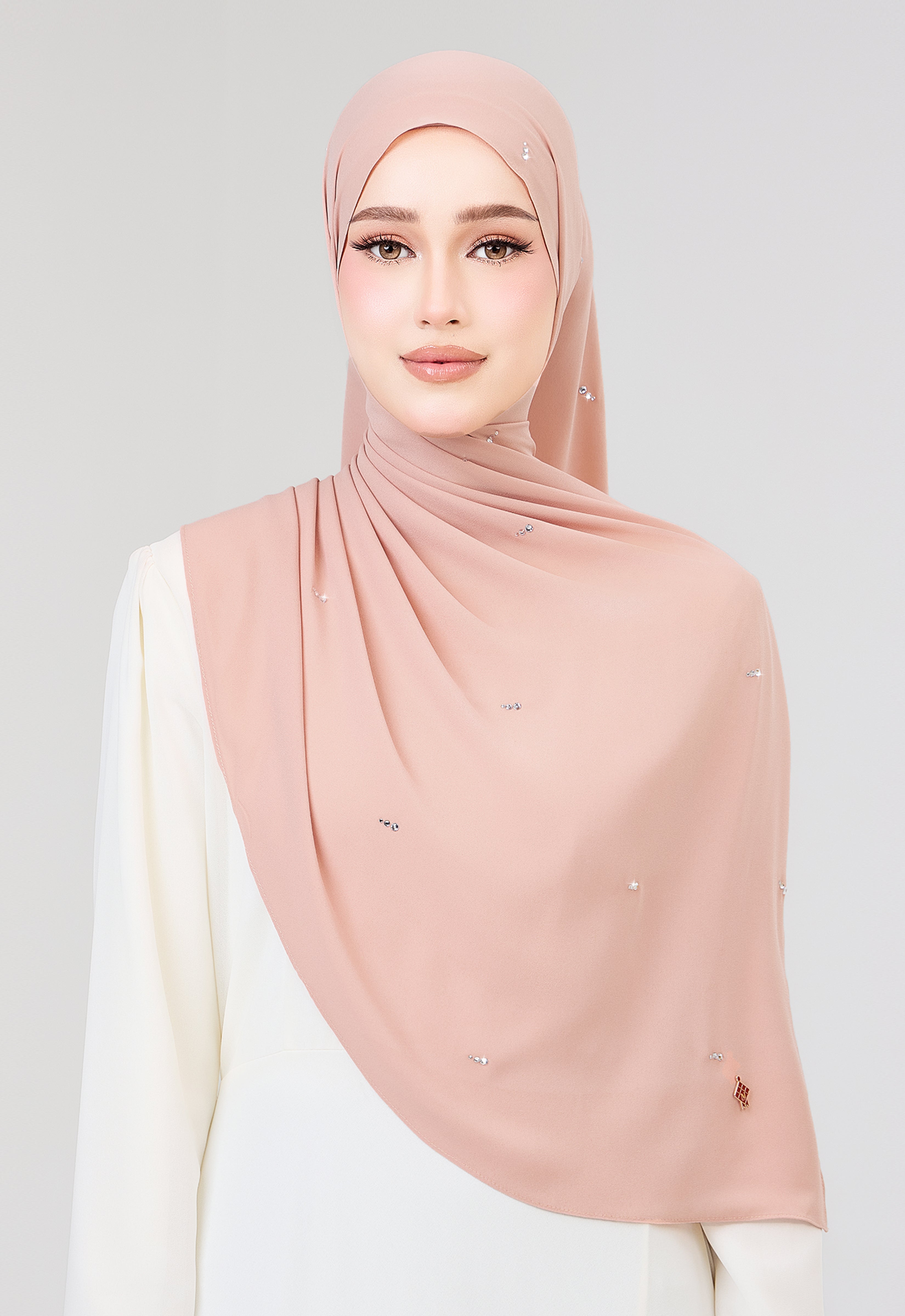 MINAZ HIJAB | SETULUS RAYA PLAIN STONE SHAWL - DUSTY PEACH
