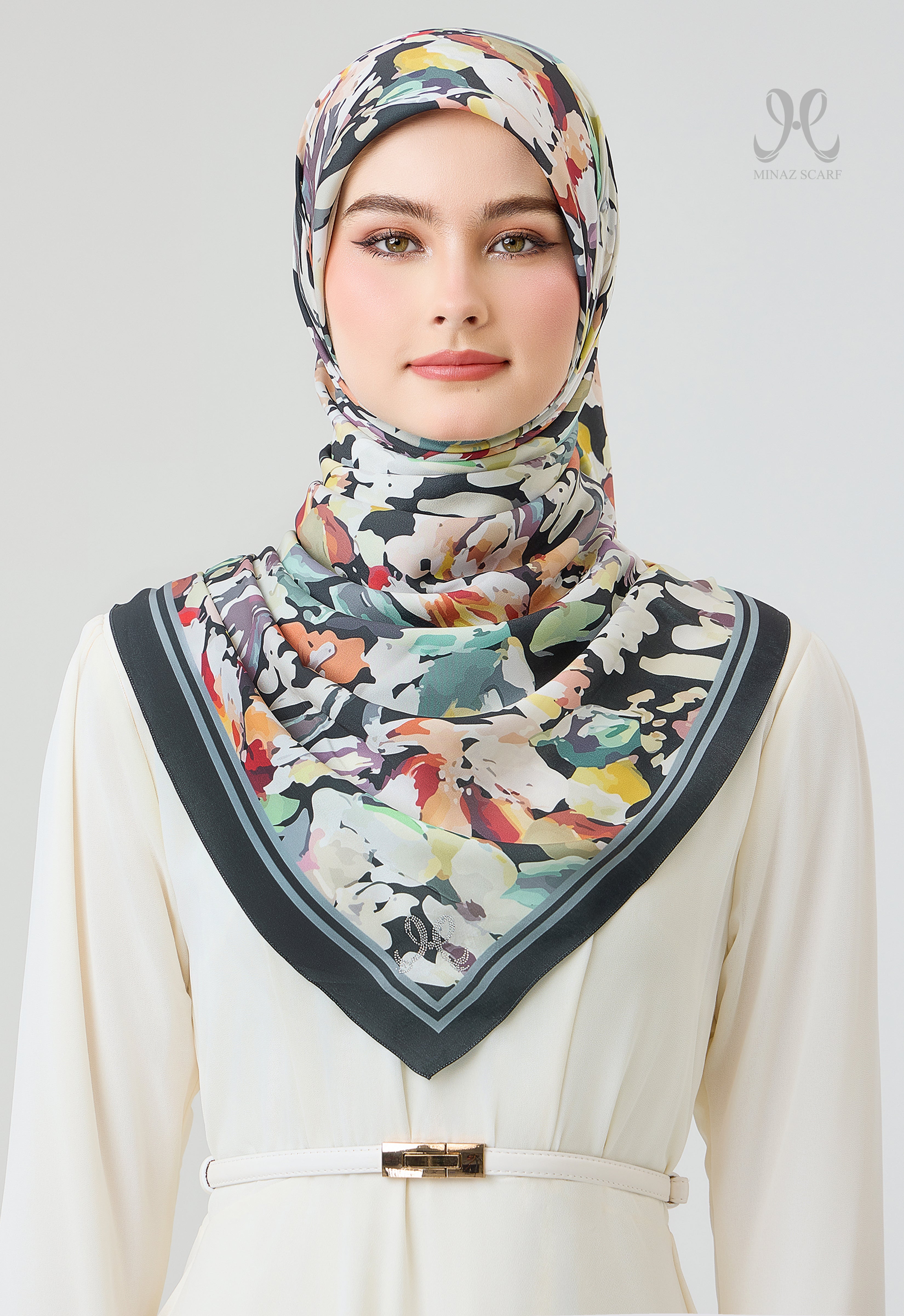 MINAZ Scarf | Florisa - Black