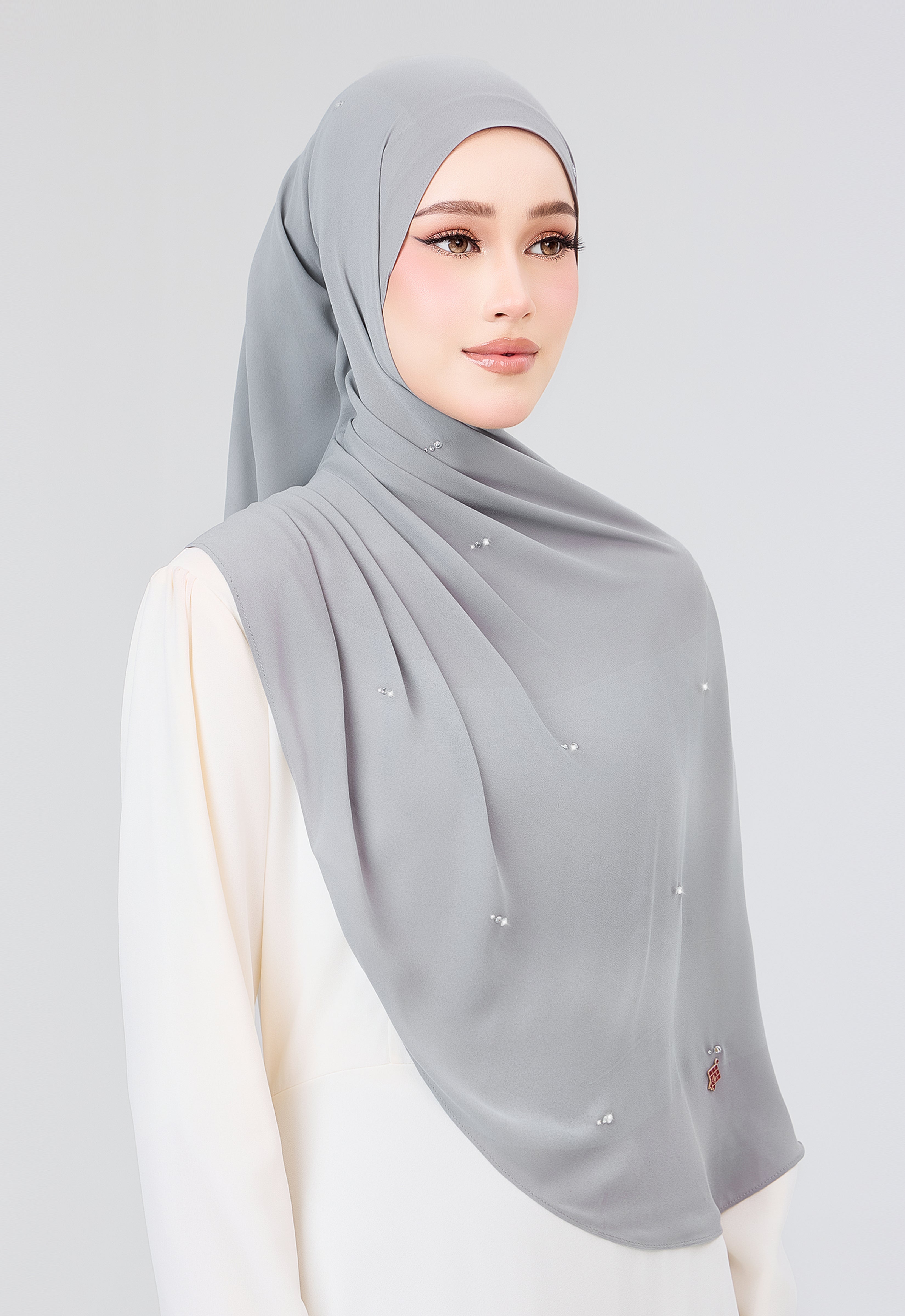MINAZ HIJAB | SETULUS RAYA PLAIN STONE SHAWL - GRAY