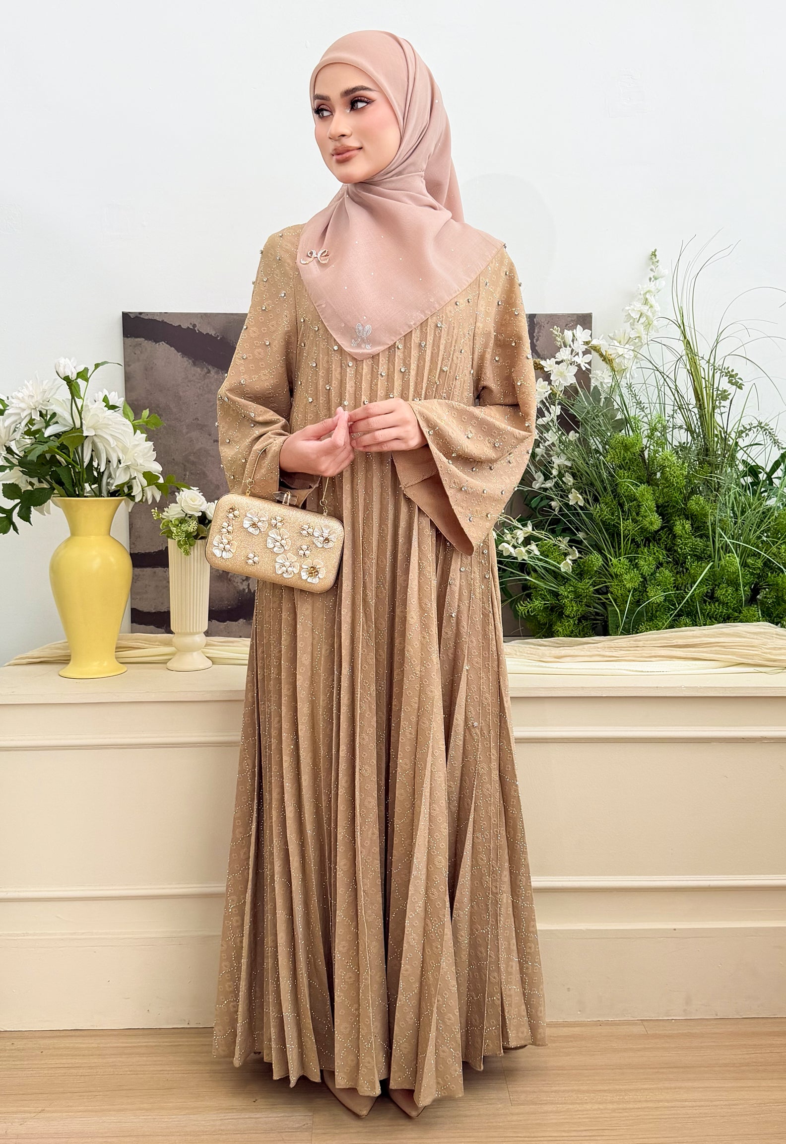 ALEEYA JALABIYA PLEATED PLAIN - BROWN