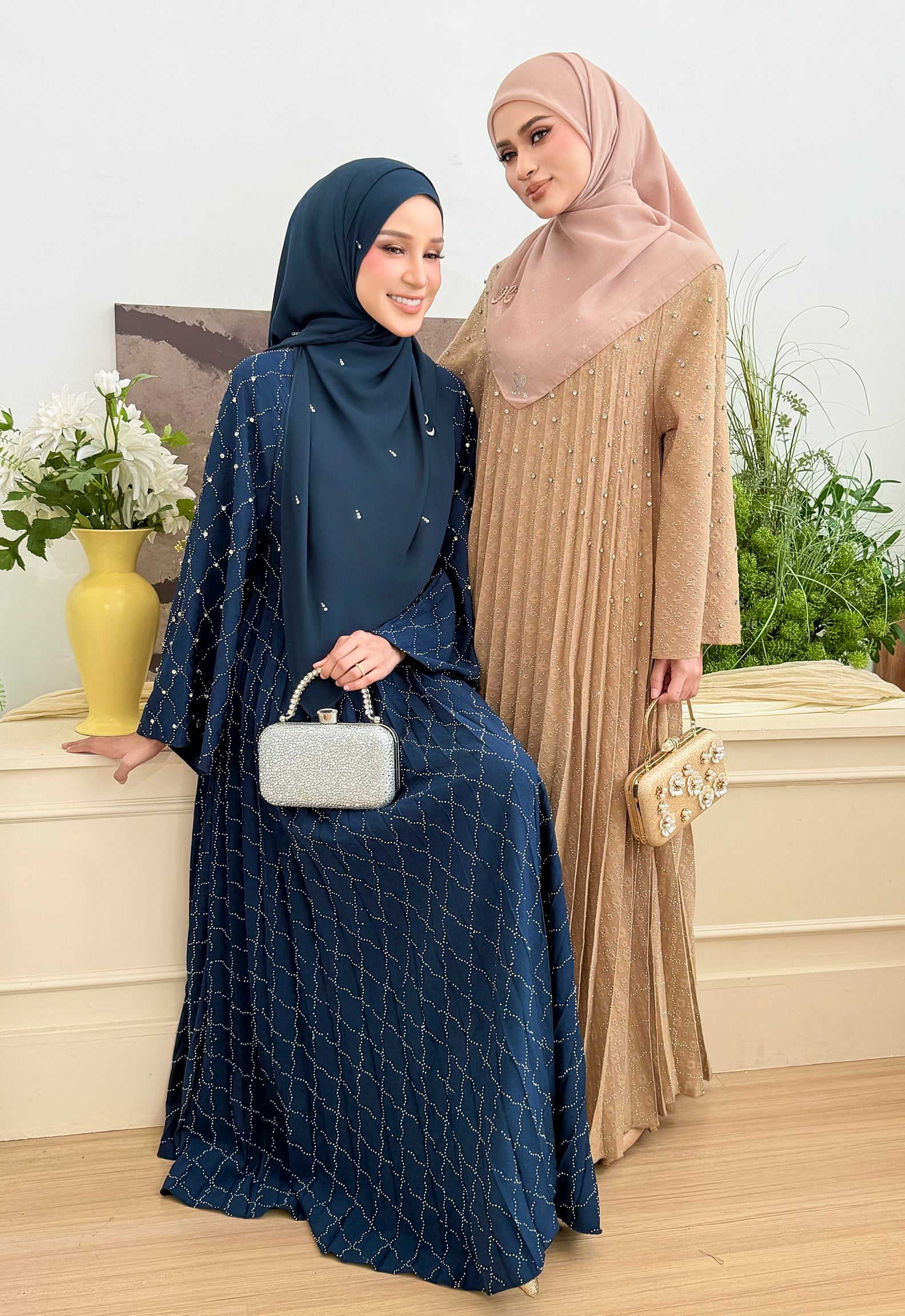 ALEEYA JALABIYA PLEATED PLAIN - BROWN