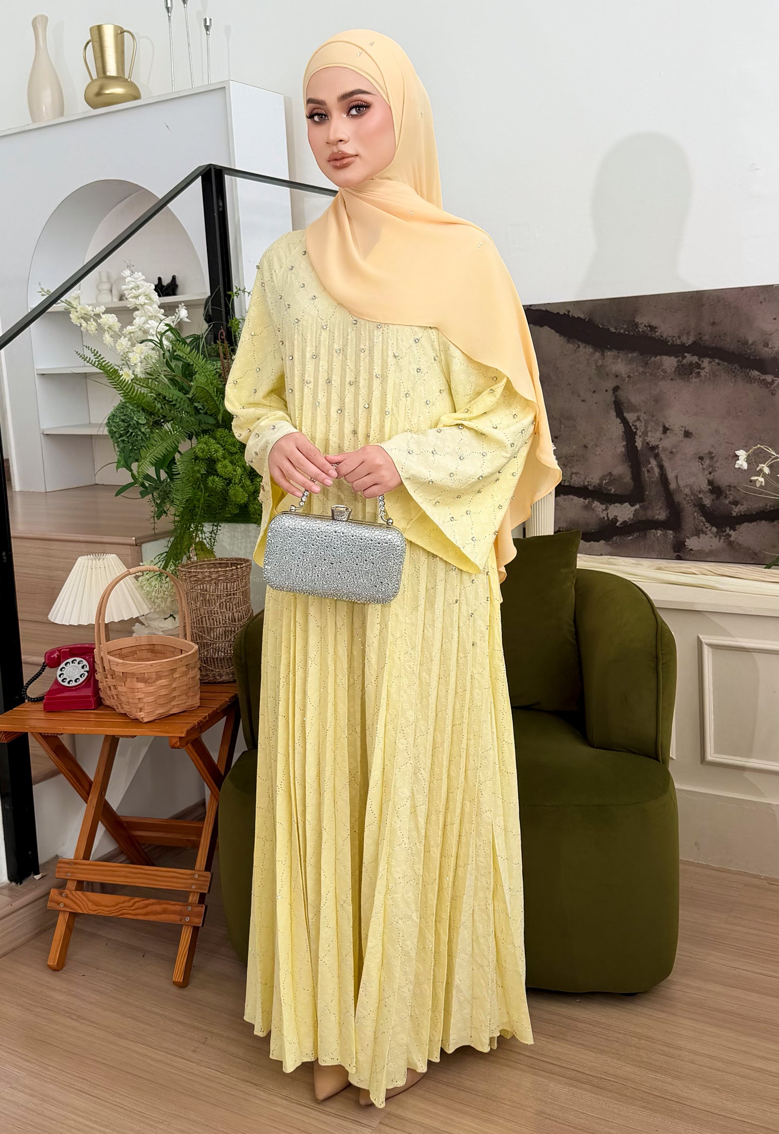 ALEEYA JALABIYA PLEATED PLAIN - YELLOW