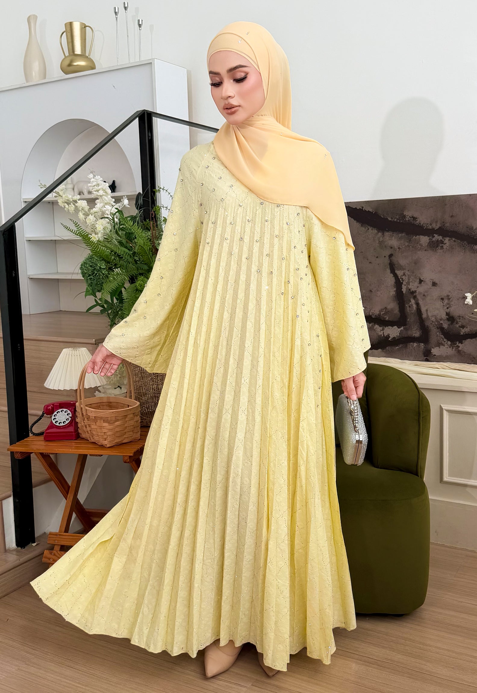 ALEEYA JALABIYA PLEATED PLAIN - YELLOW