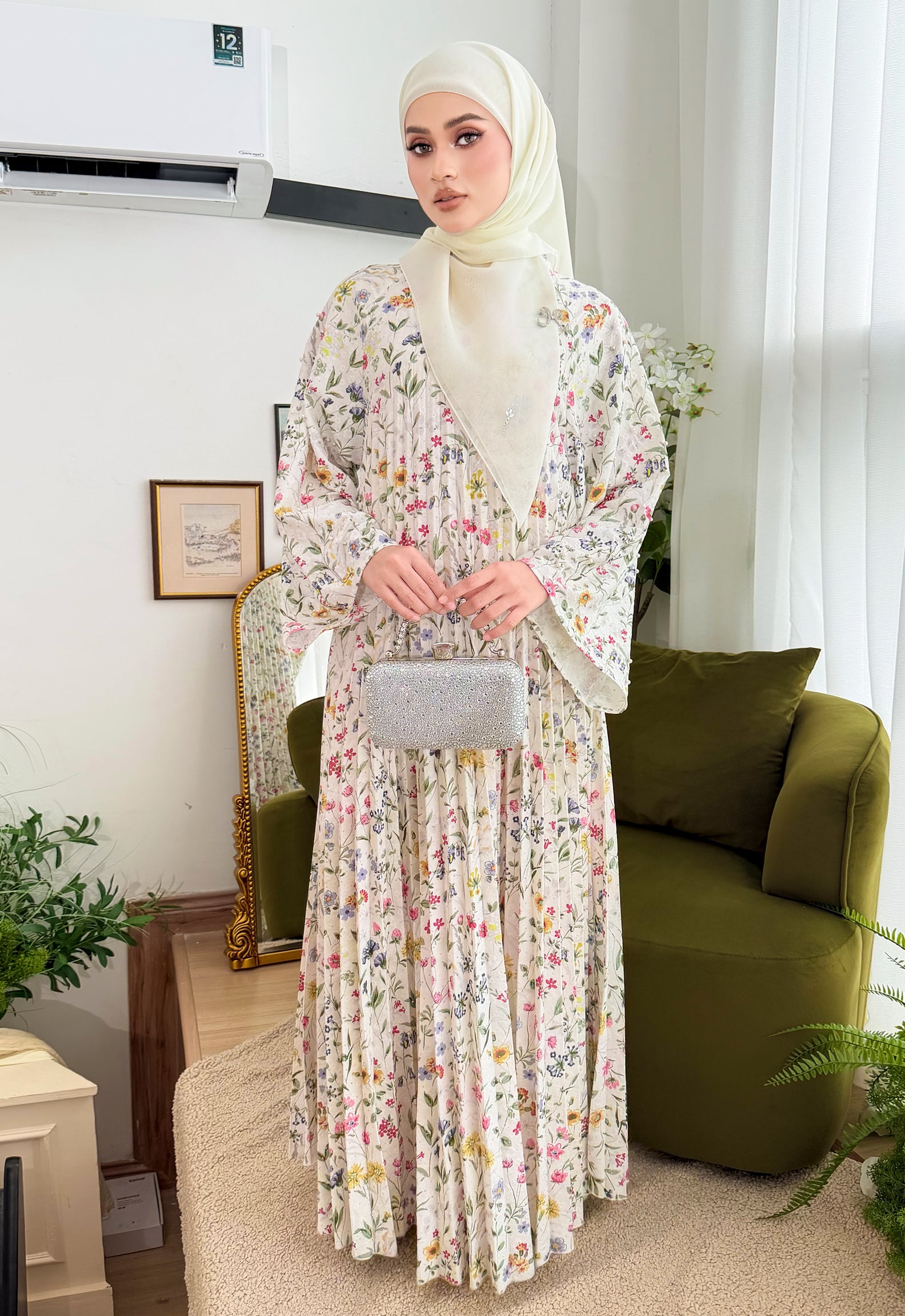 JASMINE  JALABIYA PLEATED  PRINTED - WHITE