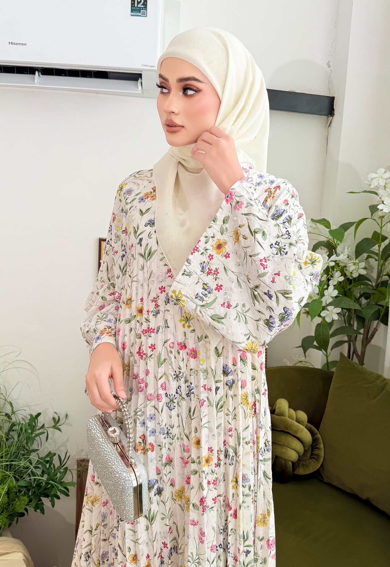 JASMINE  JALABIYA PLEATED  PRINTED - WHITE