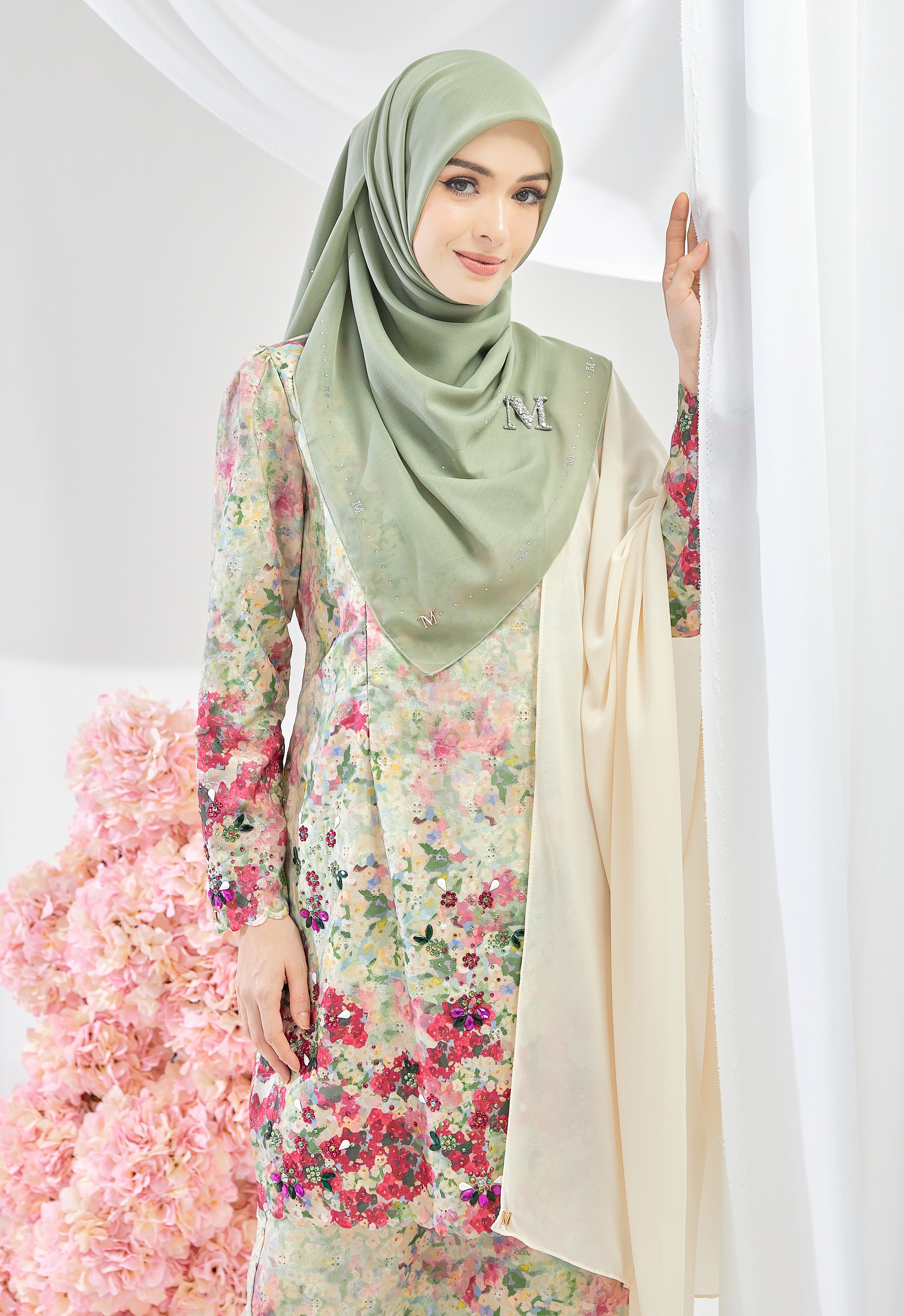 JOANNA DAISY KURUNG - GREEN