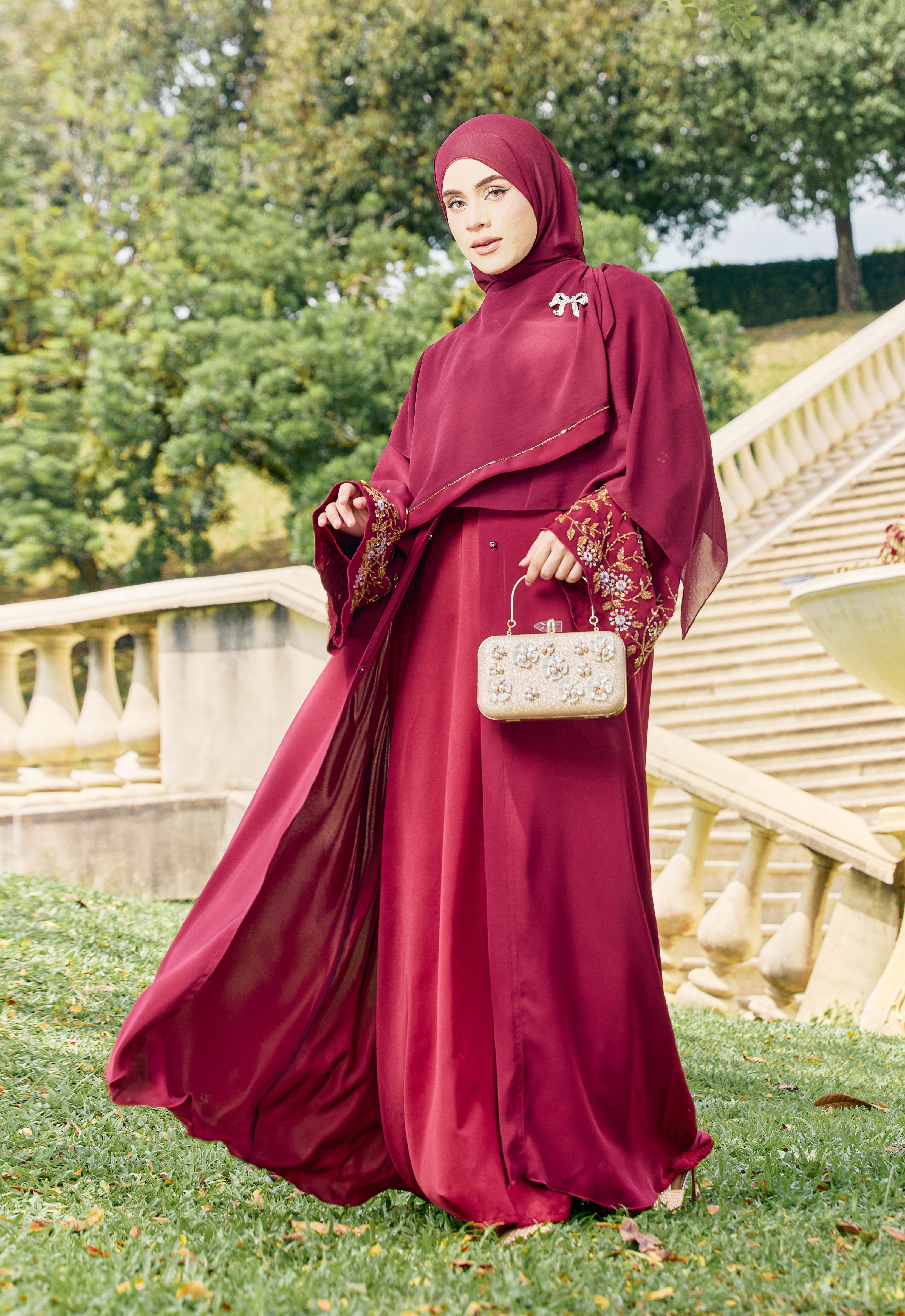 KHATREENA ABAYA - MAROON