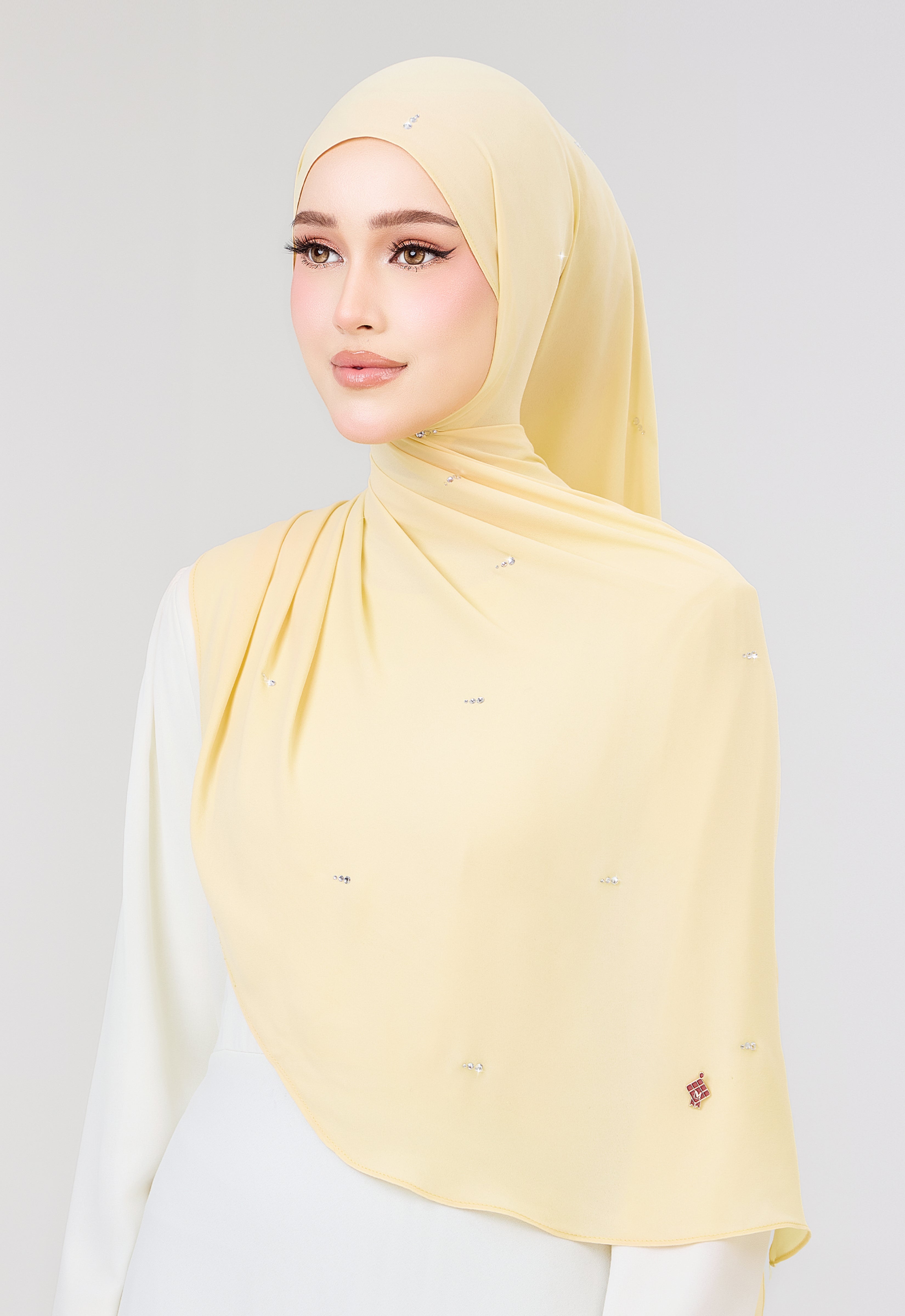 MINAZ HIJAB | SETULUS RAYA PLAIN STONE SHAWL - LIGHT YELLOW