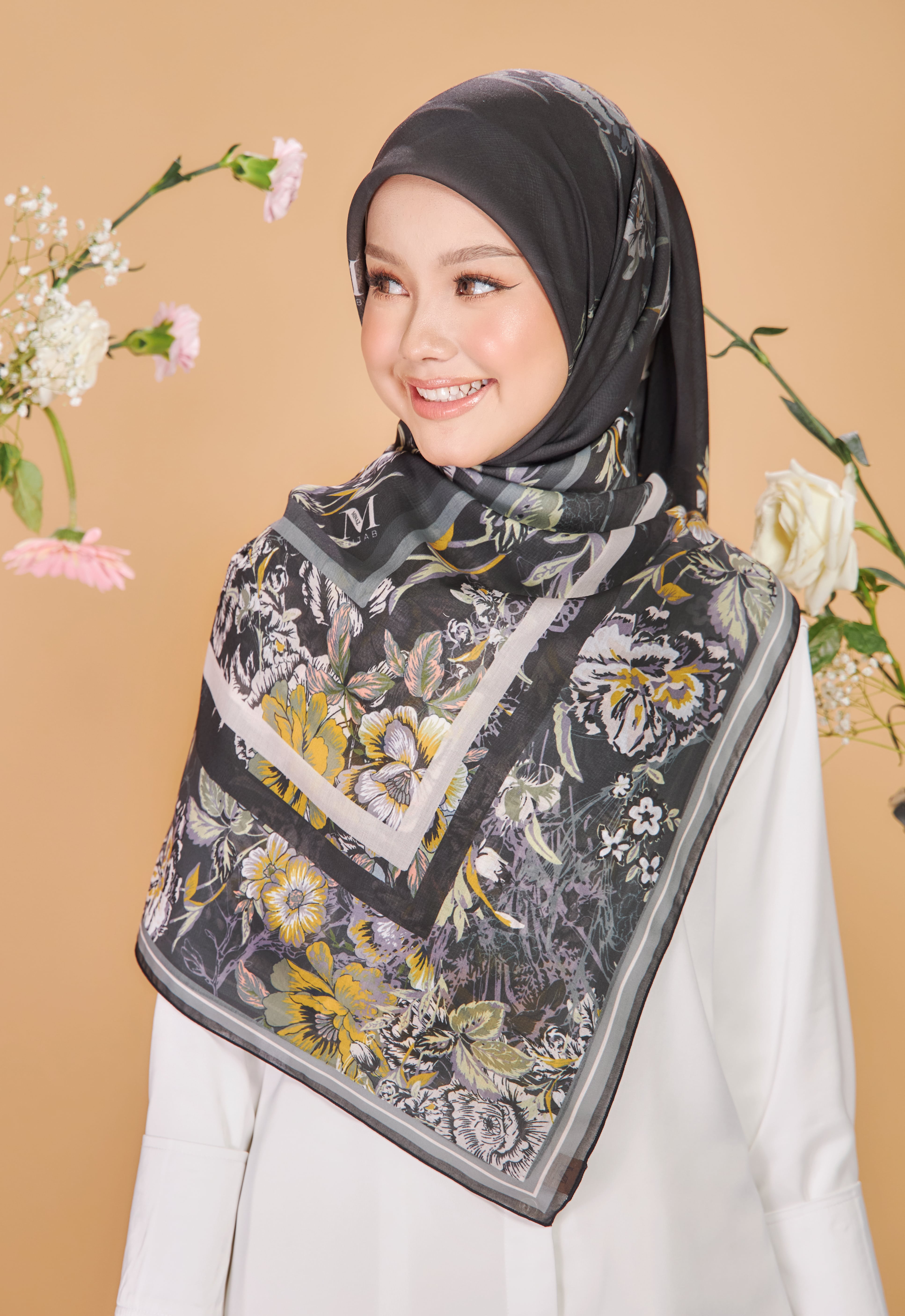 MAHRANI BAWAL - BLACK