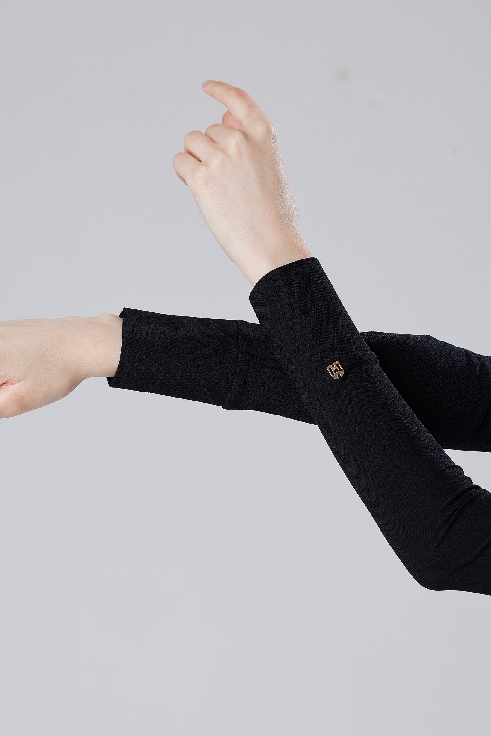NADI HANDSOCK - BLACK