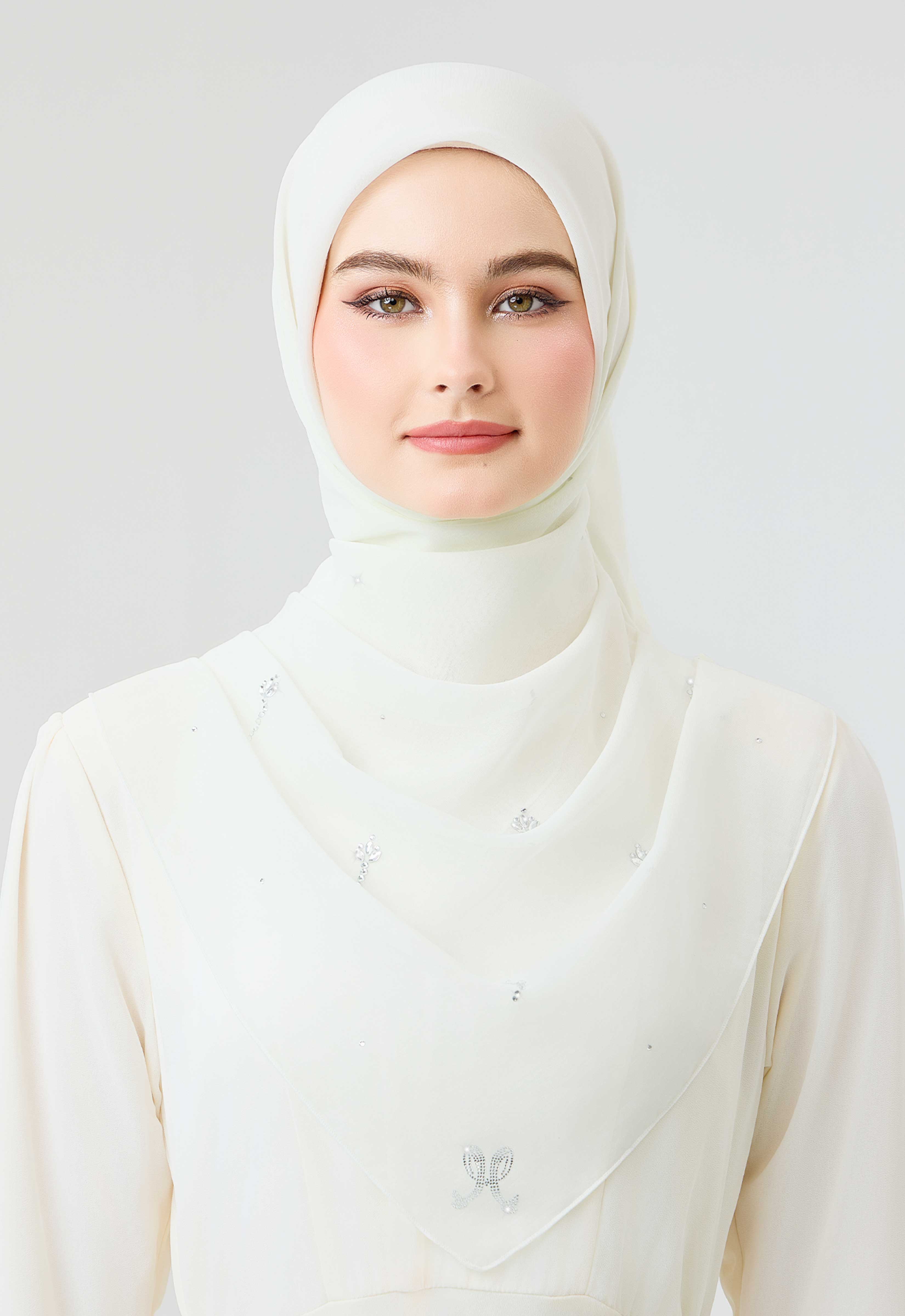 Tulip Plain Stone - Creamy White