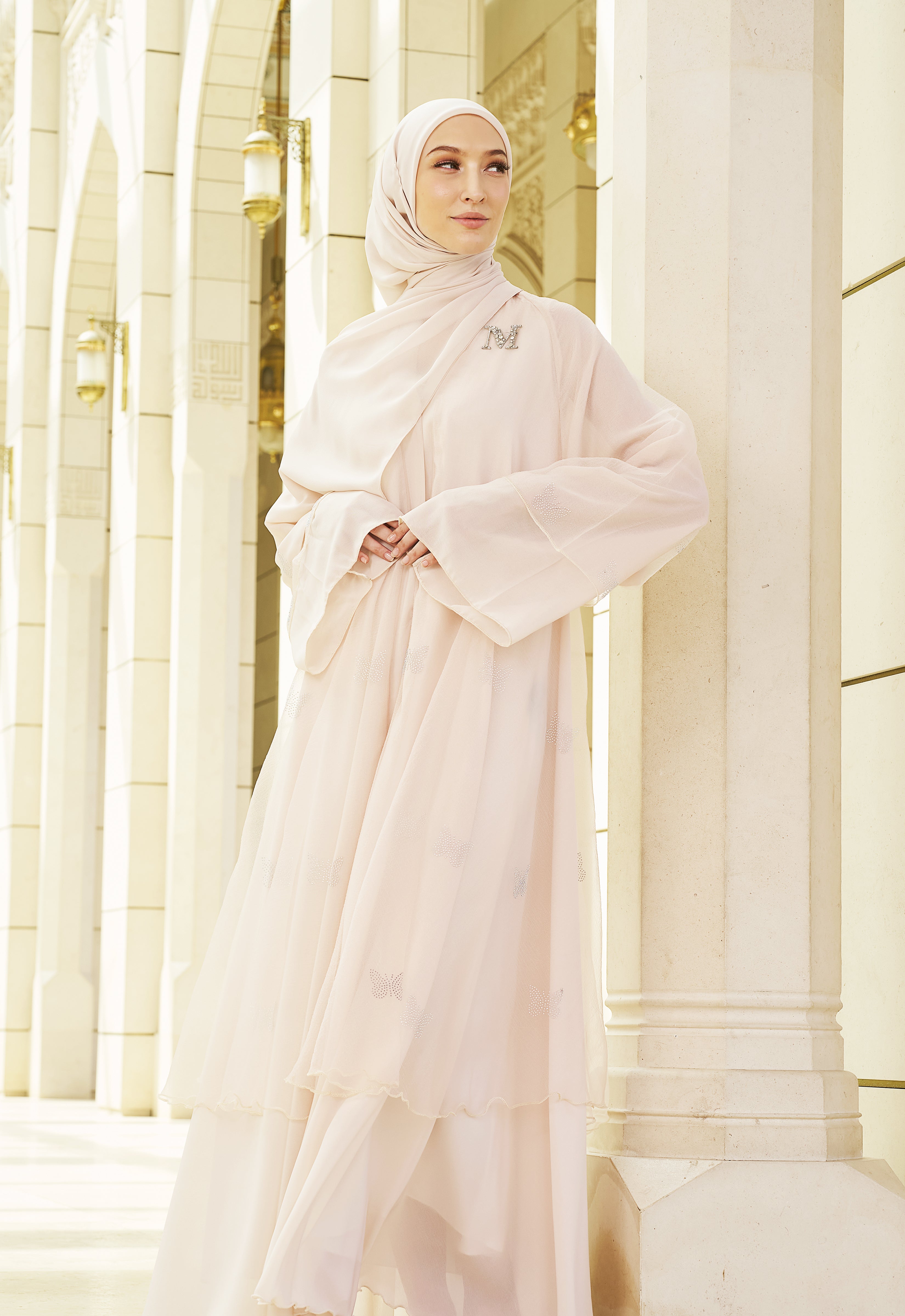 NAYLA CLASSIC ABAYA - CHAMPAGNE