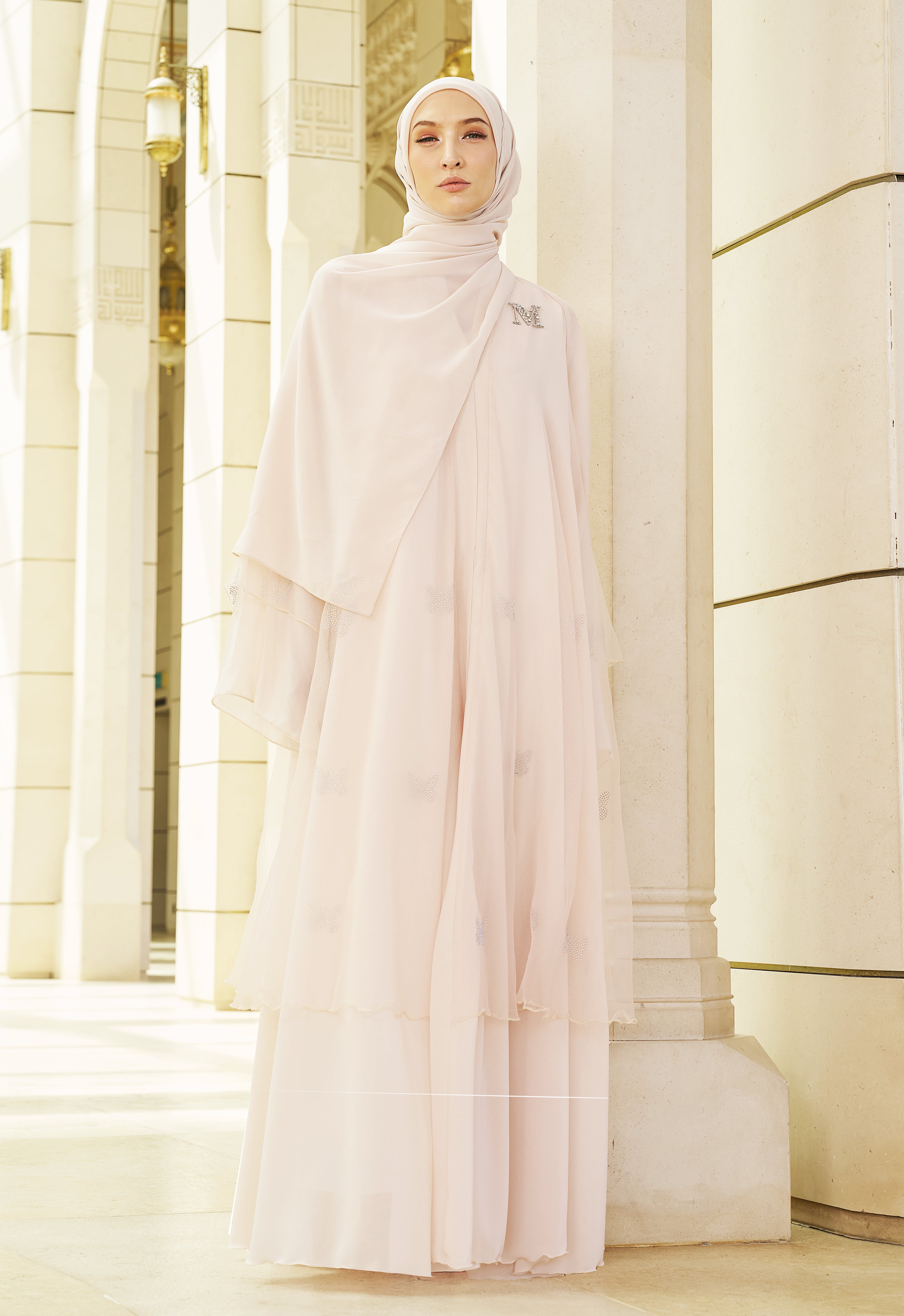 NAYLA CLASSIC ABAYA - CHAMPAGNE