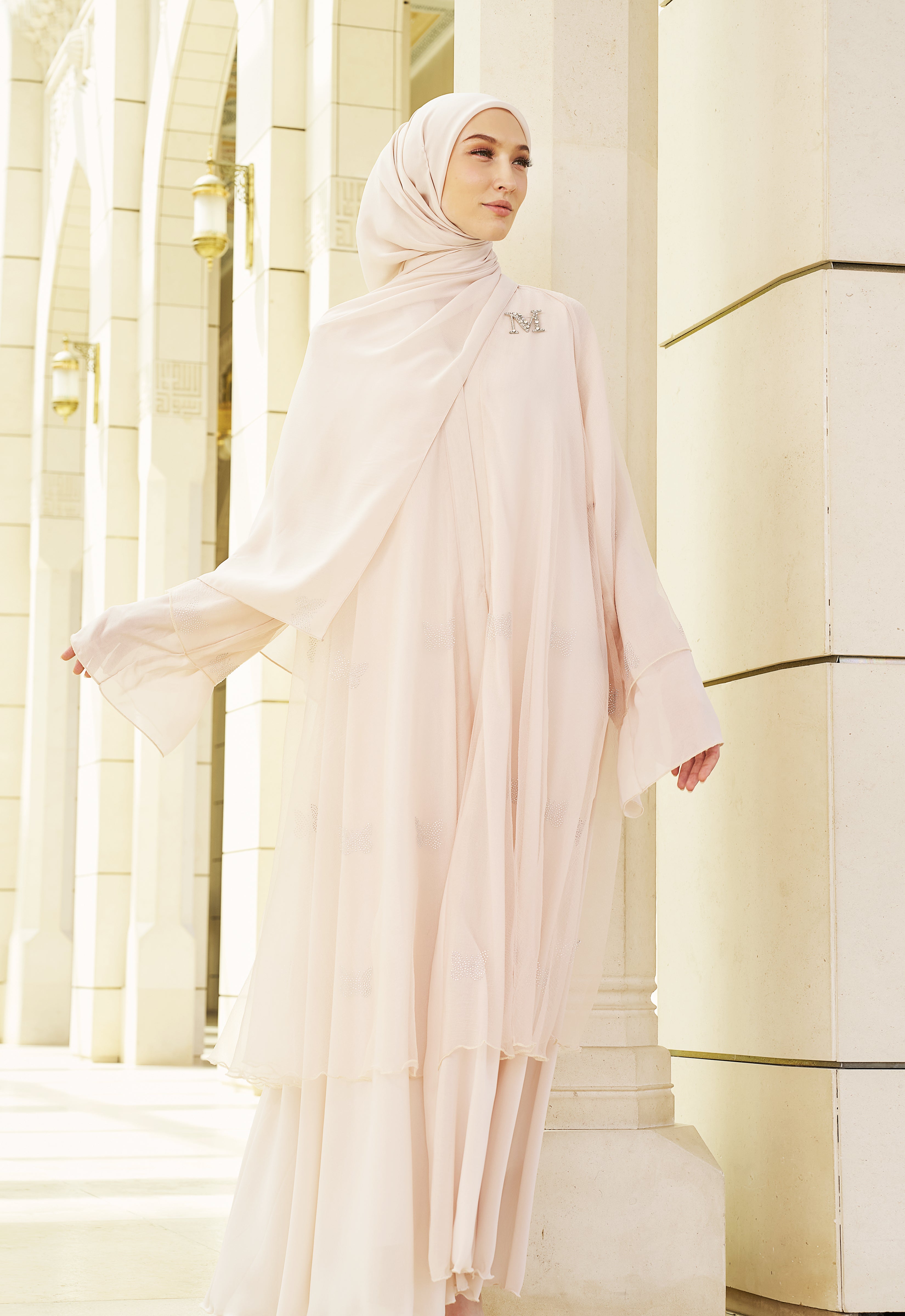 NAYLA CLASSIC ABAYA - CHAMPAGNE