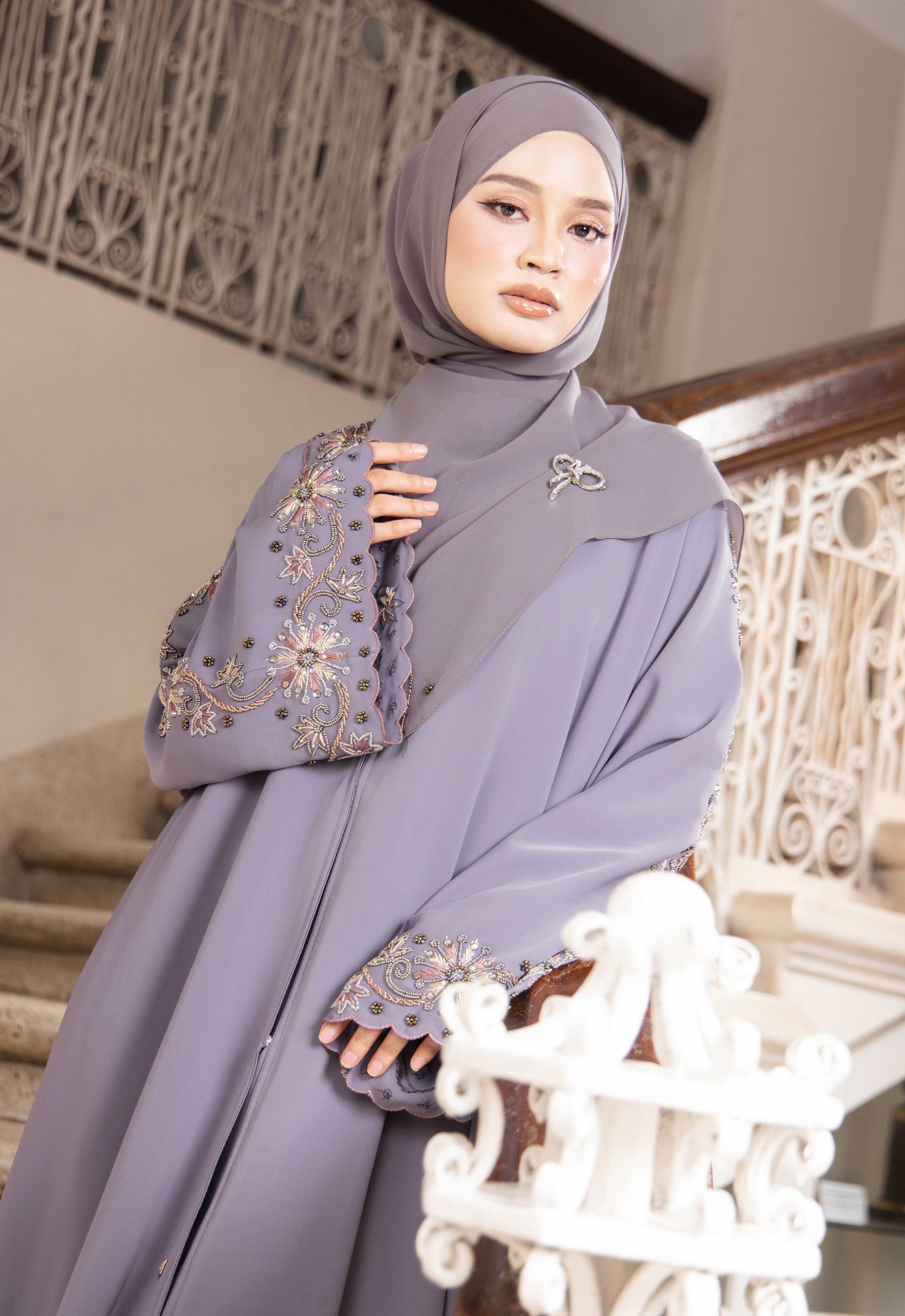 NAJJAH PREMIUM ABAYA - GRAY
