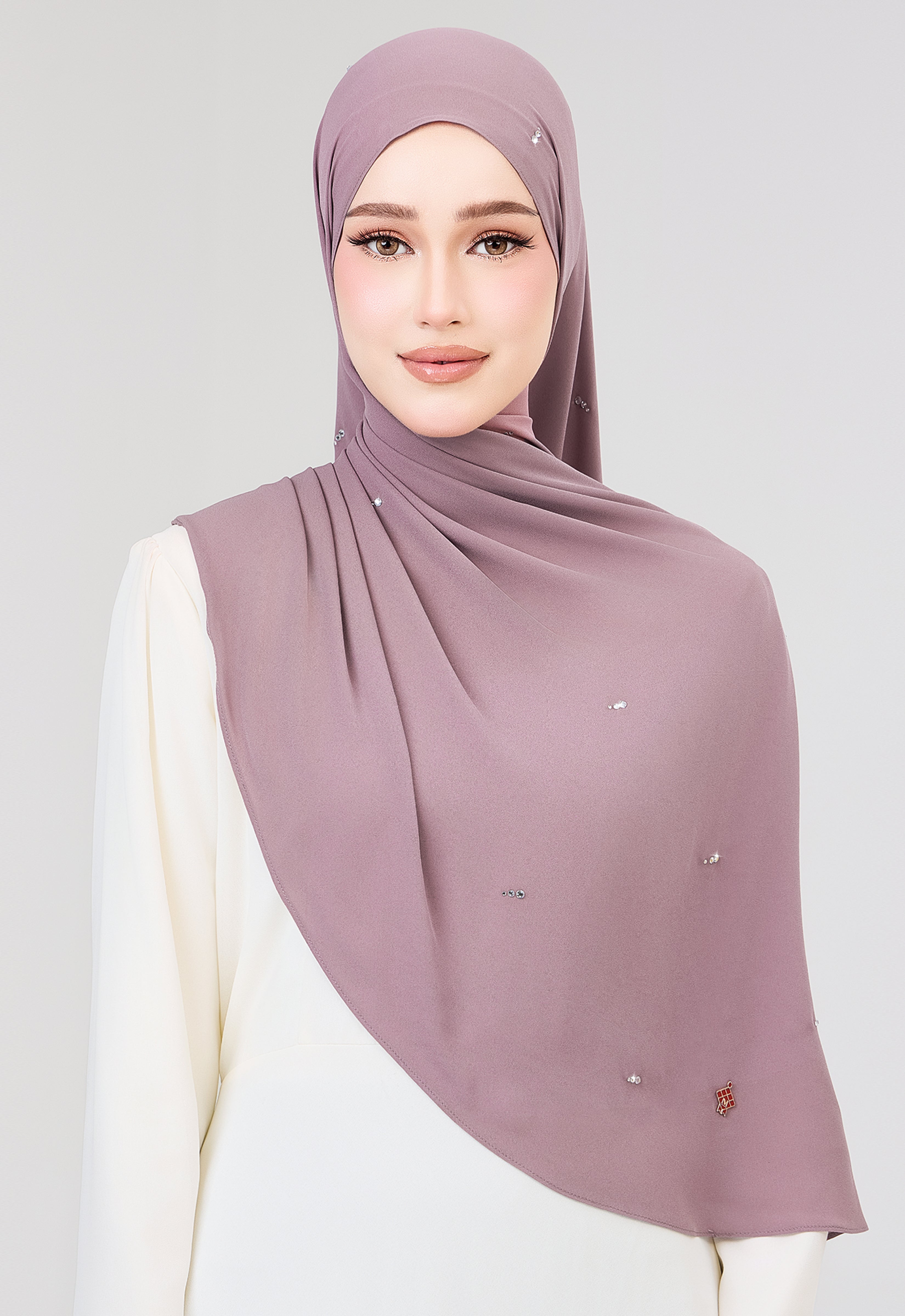 MINAZ HIJAB | SETULUS RAYA PLAIN STONE SHAWL - PLUM