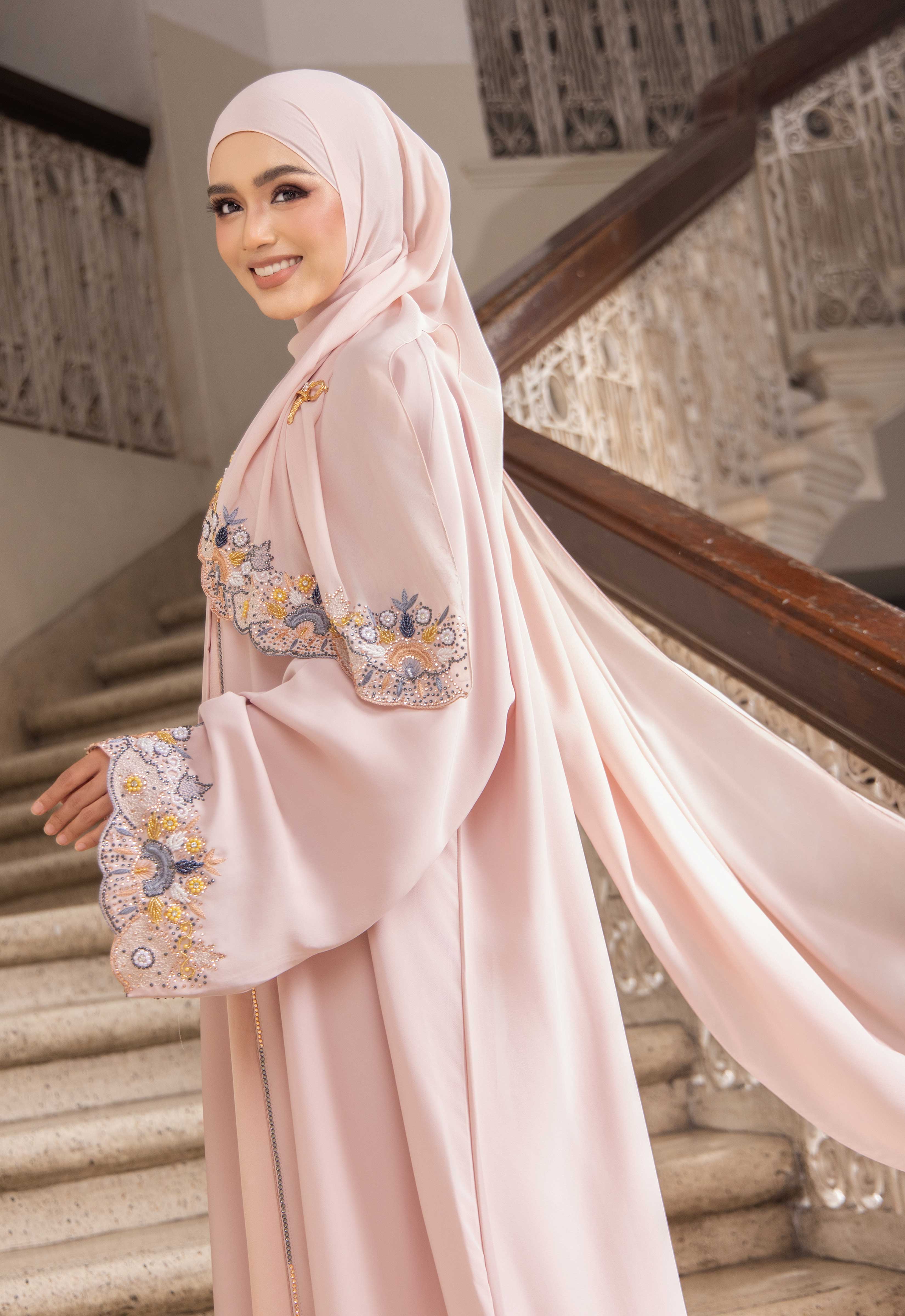 QASRINA PREMIUM ABAYA - PASTEL PINK