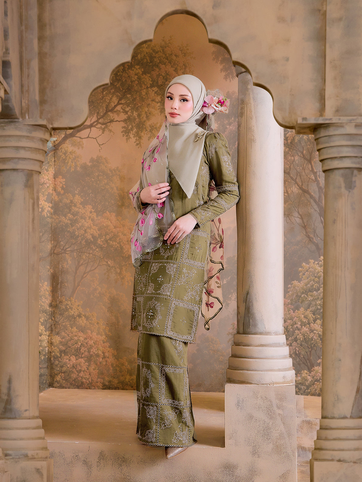 LUXE SERIES | SURI KURUNG MODERN  - GREEN