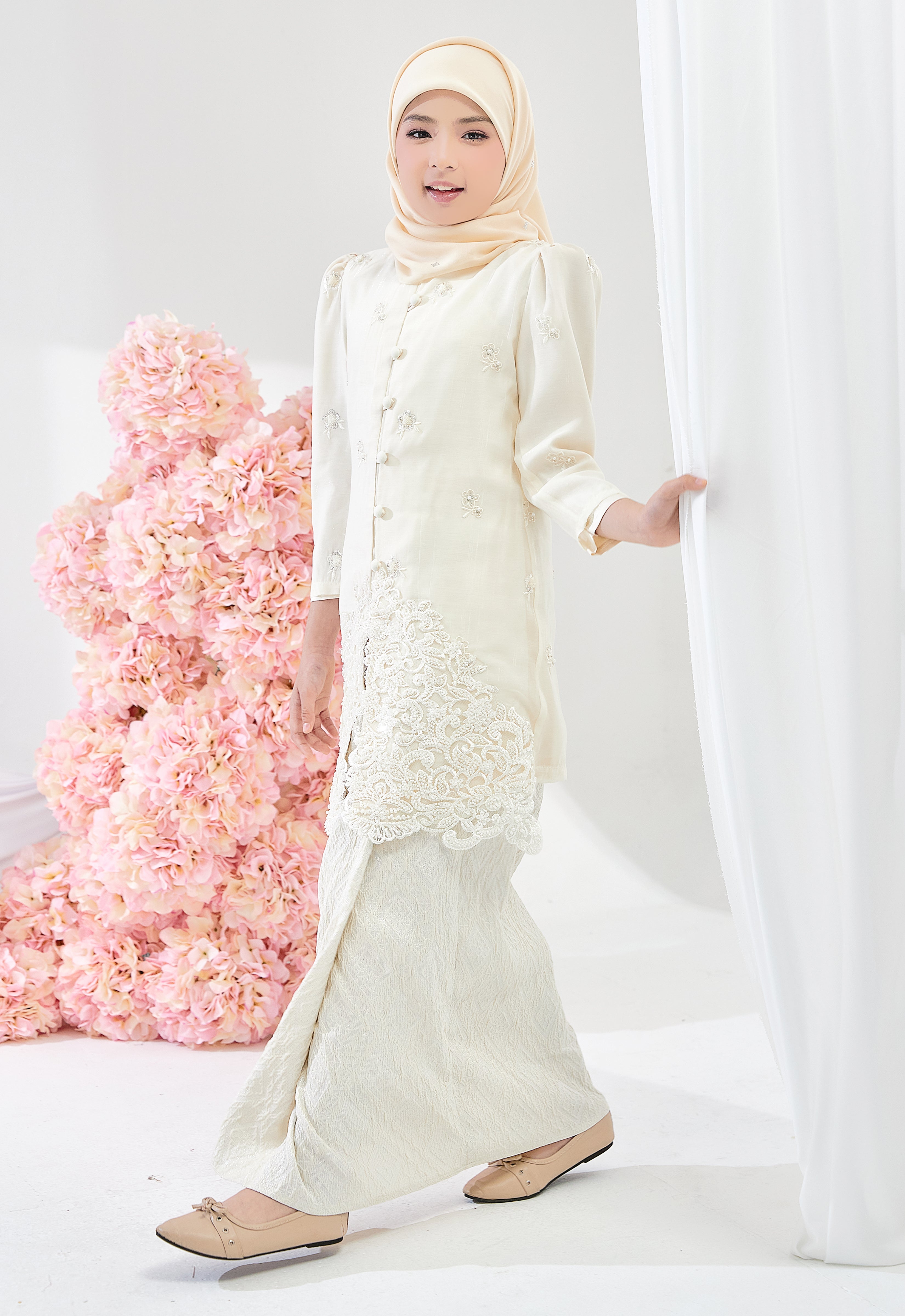 KIDS TENGKU AMINAH KEBAYA SONGKET - CREAM