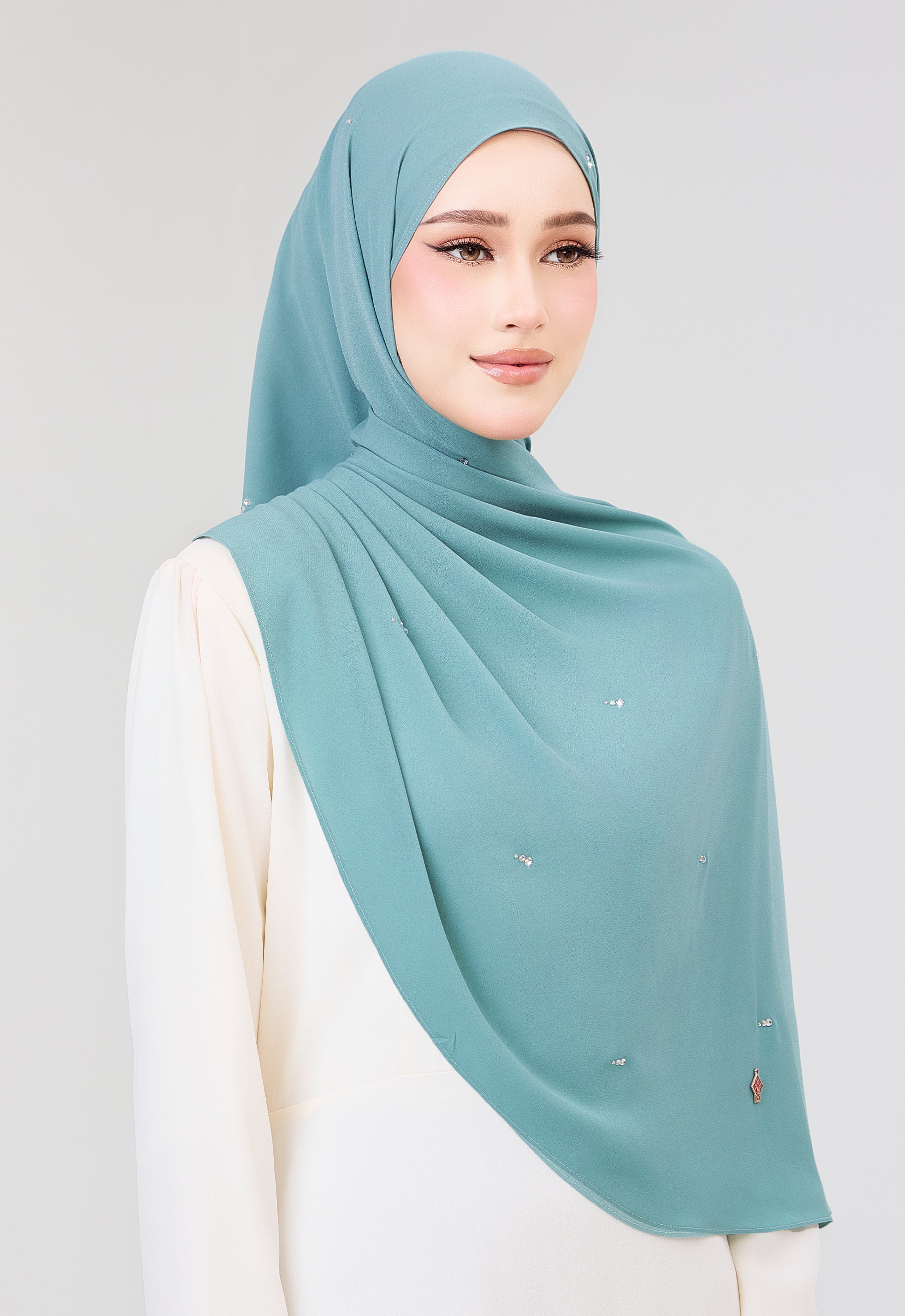 MINAZ HIJAB | SETULUS RAYA PLAIN STONE SHAWL - TURQUOISE
